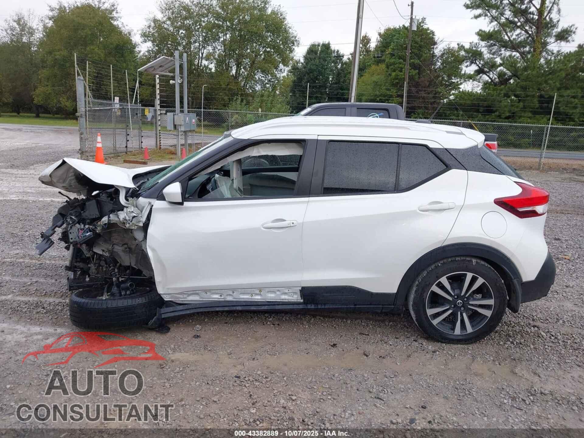 NISSAN KICKS 2019 - 3N1CP5CU3KL499437