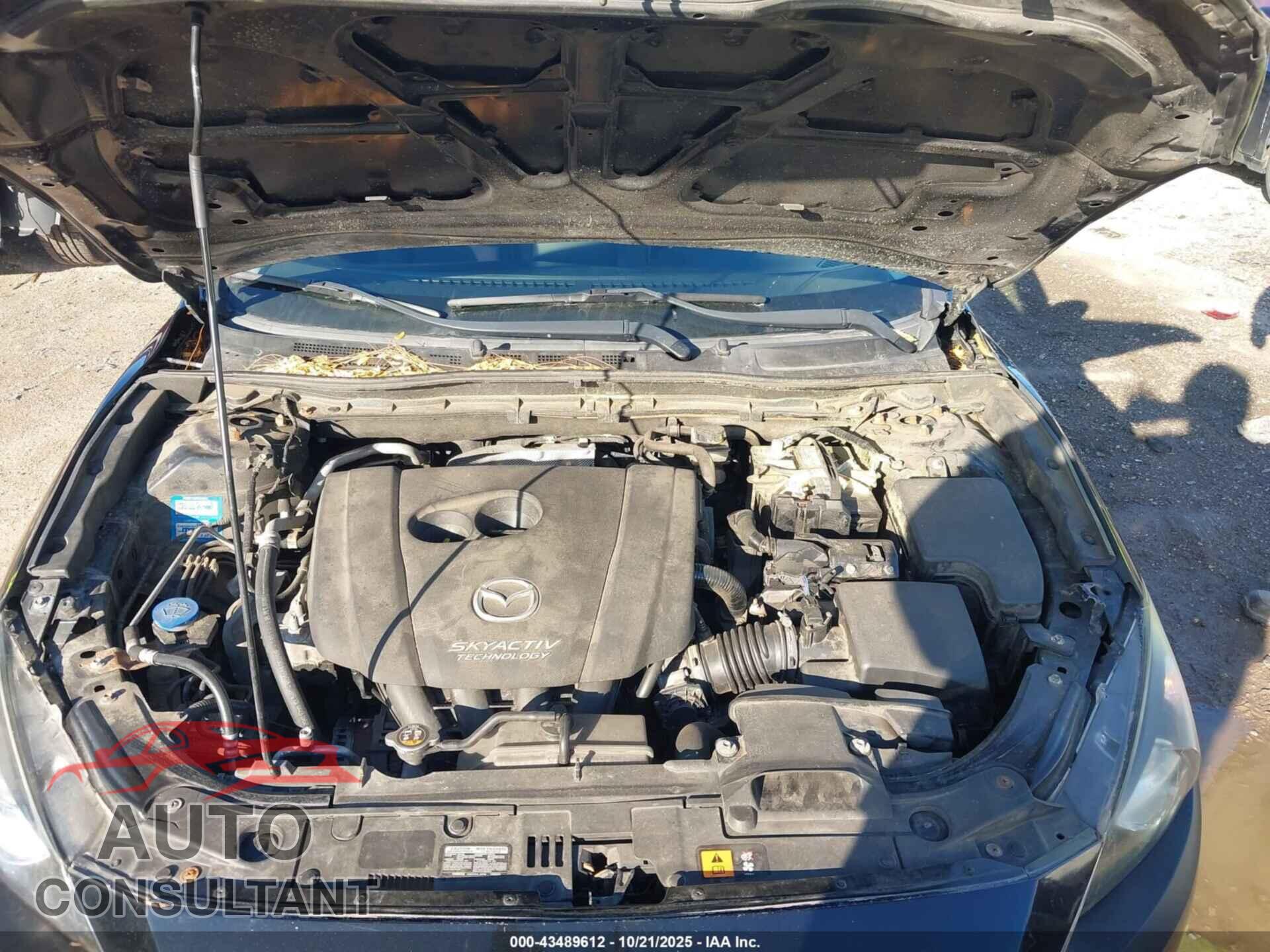 MAZDA MAZDA3 2014 - JM1BM1M71E1103911