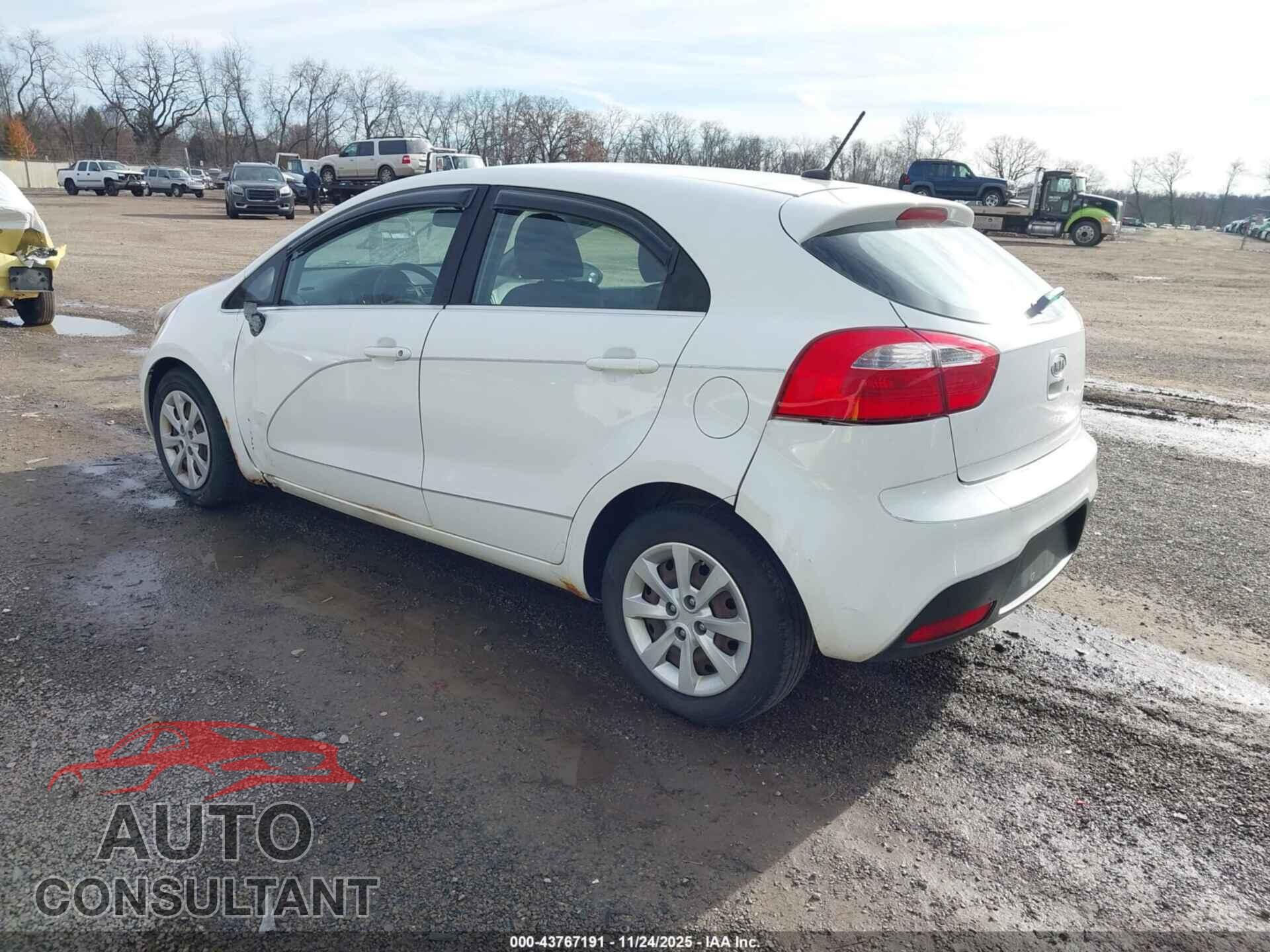 KIA RIO5 2012 - KNADM5A36C6017167
