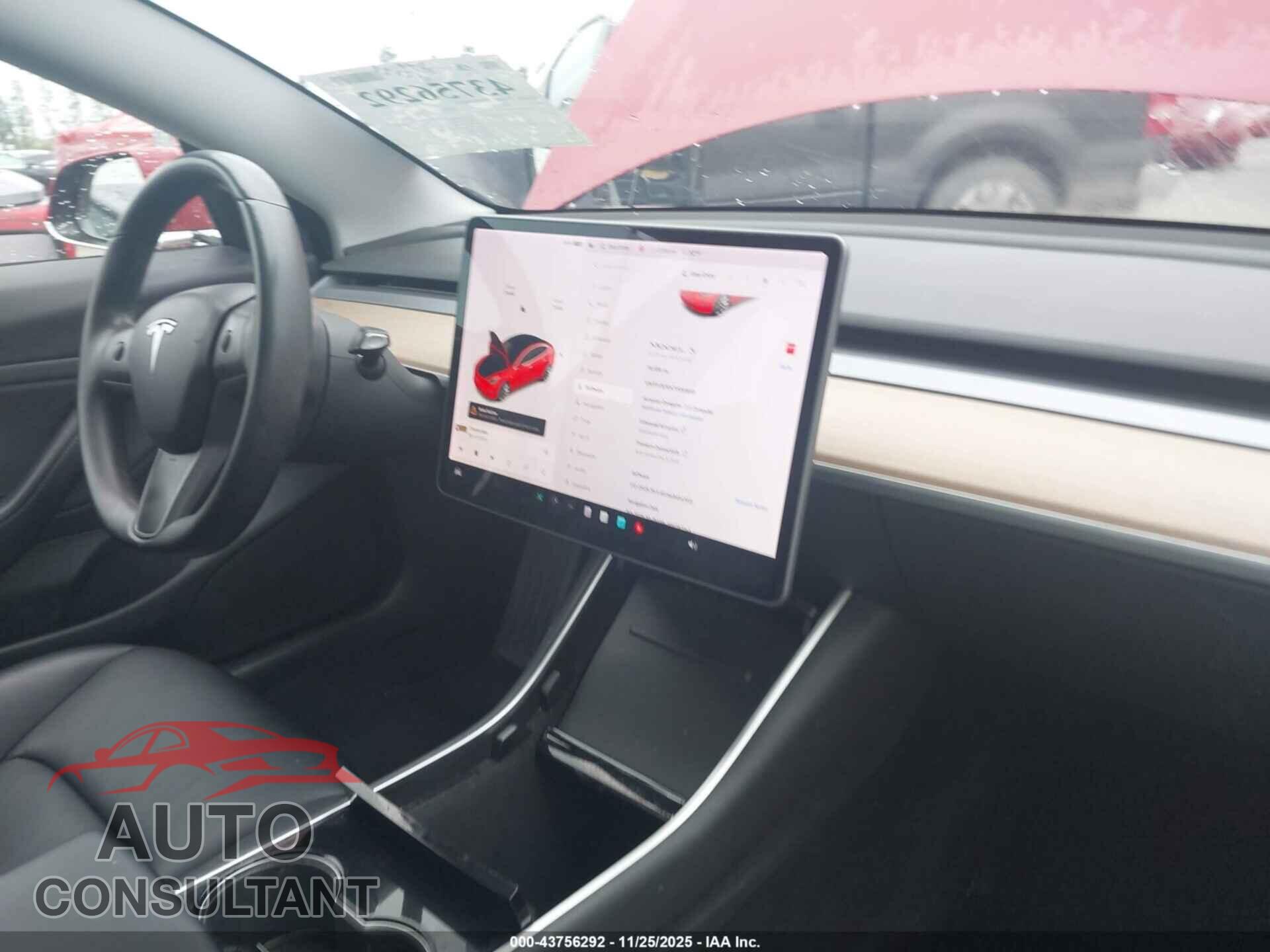 TESLA MODEL 3 2018 - 5YJ3E1EA7JF061659