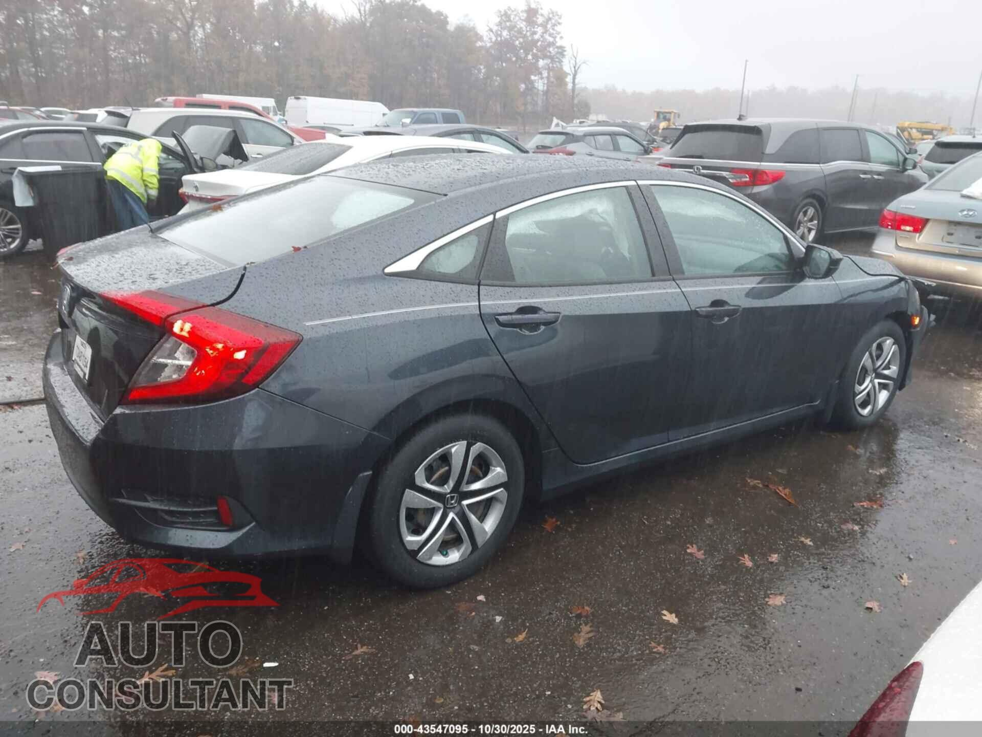 HONDA CIVIC 2017 - 2HGFC2F52HH552009