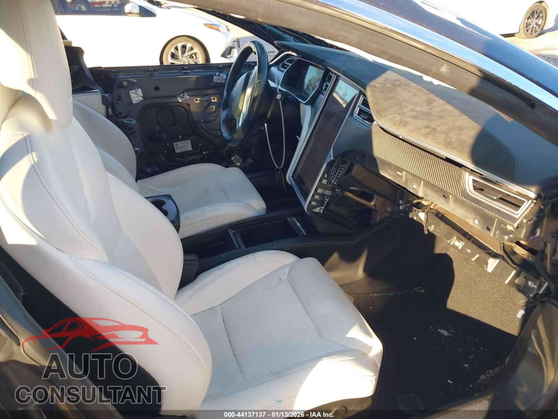 TESLA MODEL S 2017 - 5YJSA1E20HF197089