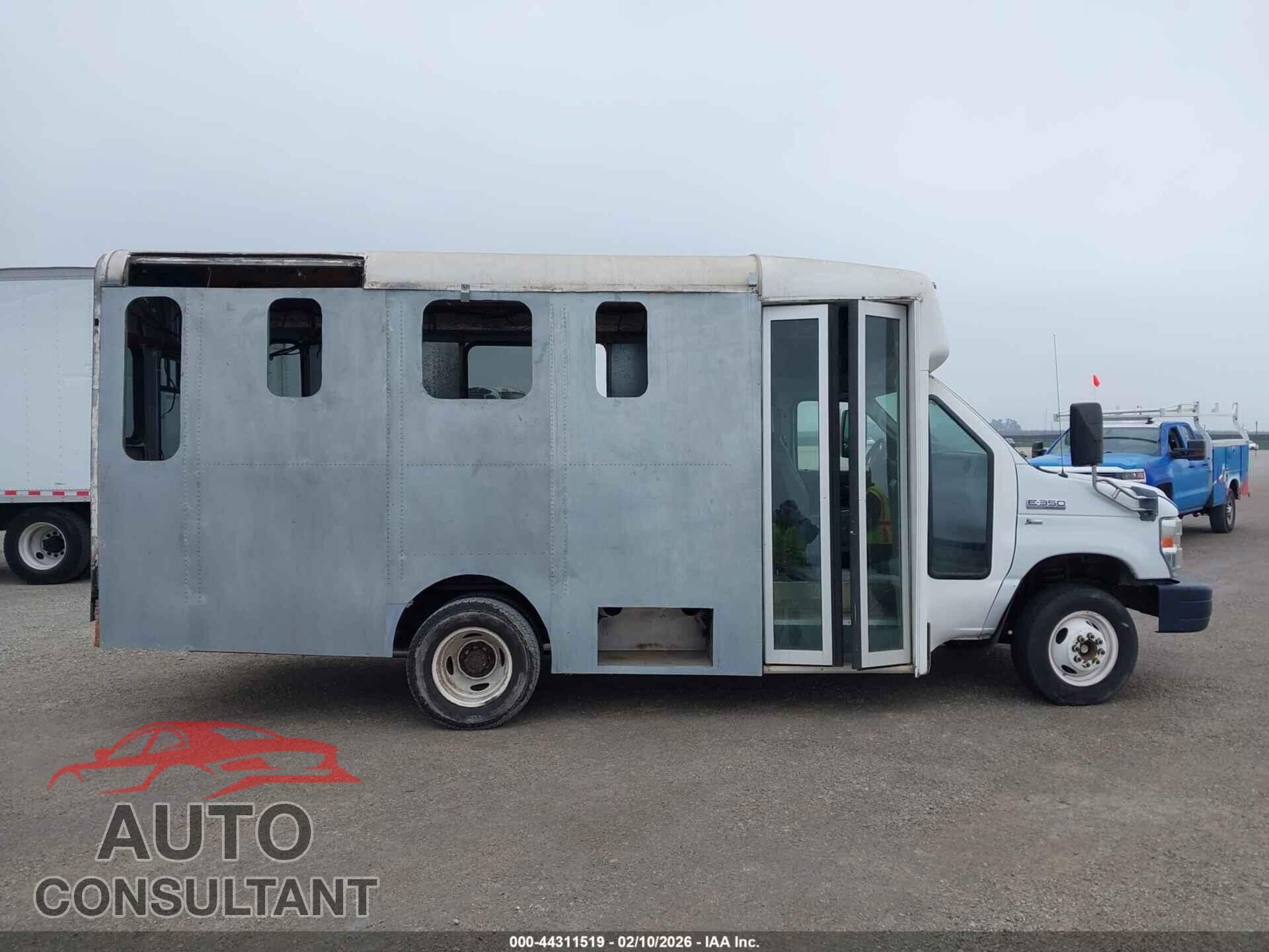 FORD E-350 CUTAWAY 2013 - 1FDEE3FL2DDA83595