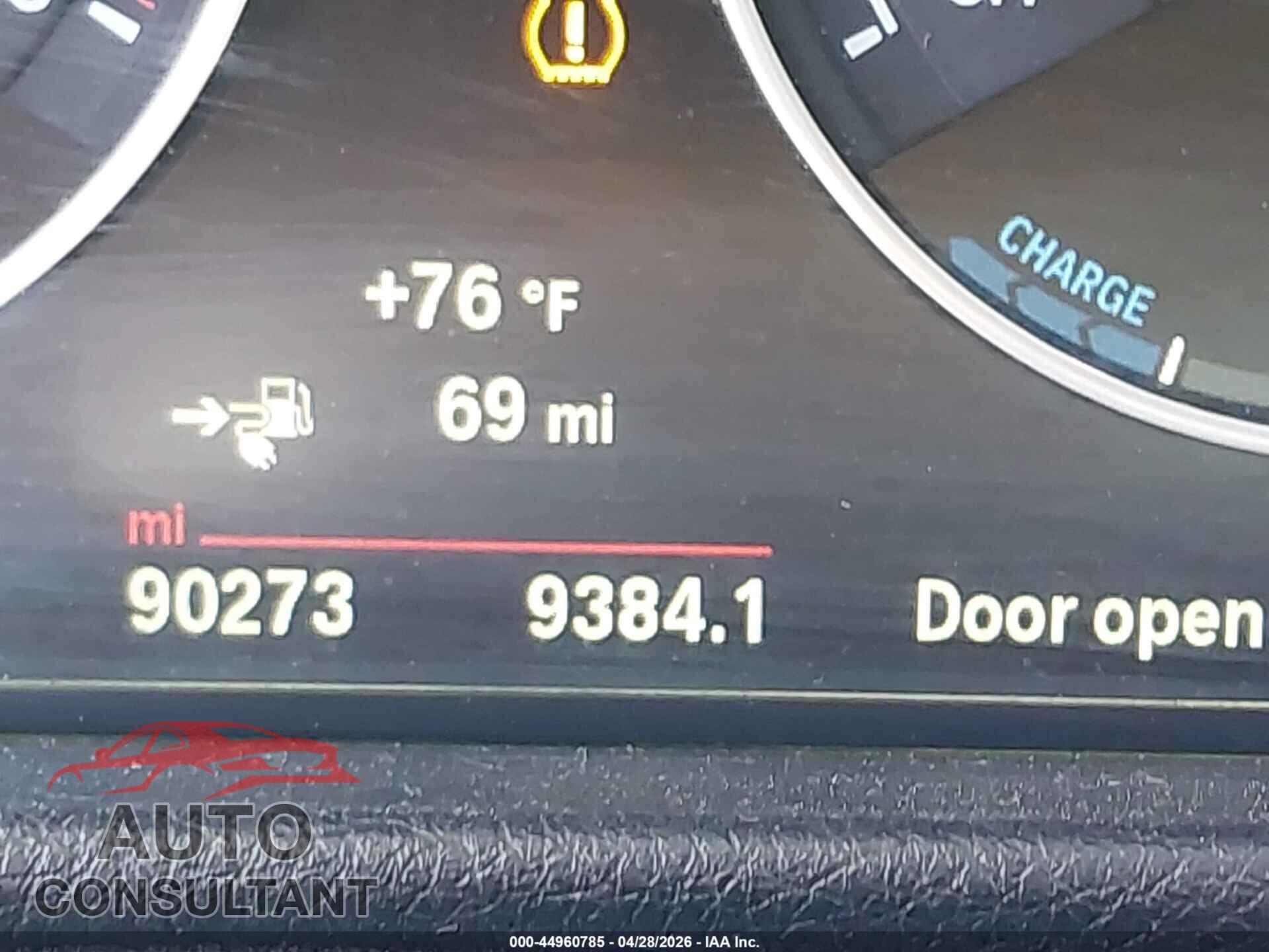 BMW 330E 2017 - WBA8E1C56HK480060