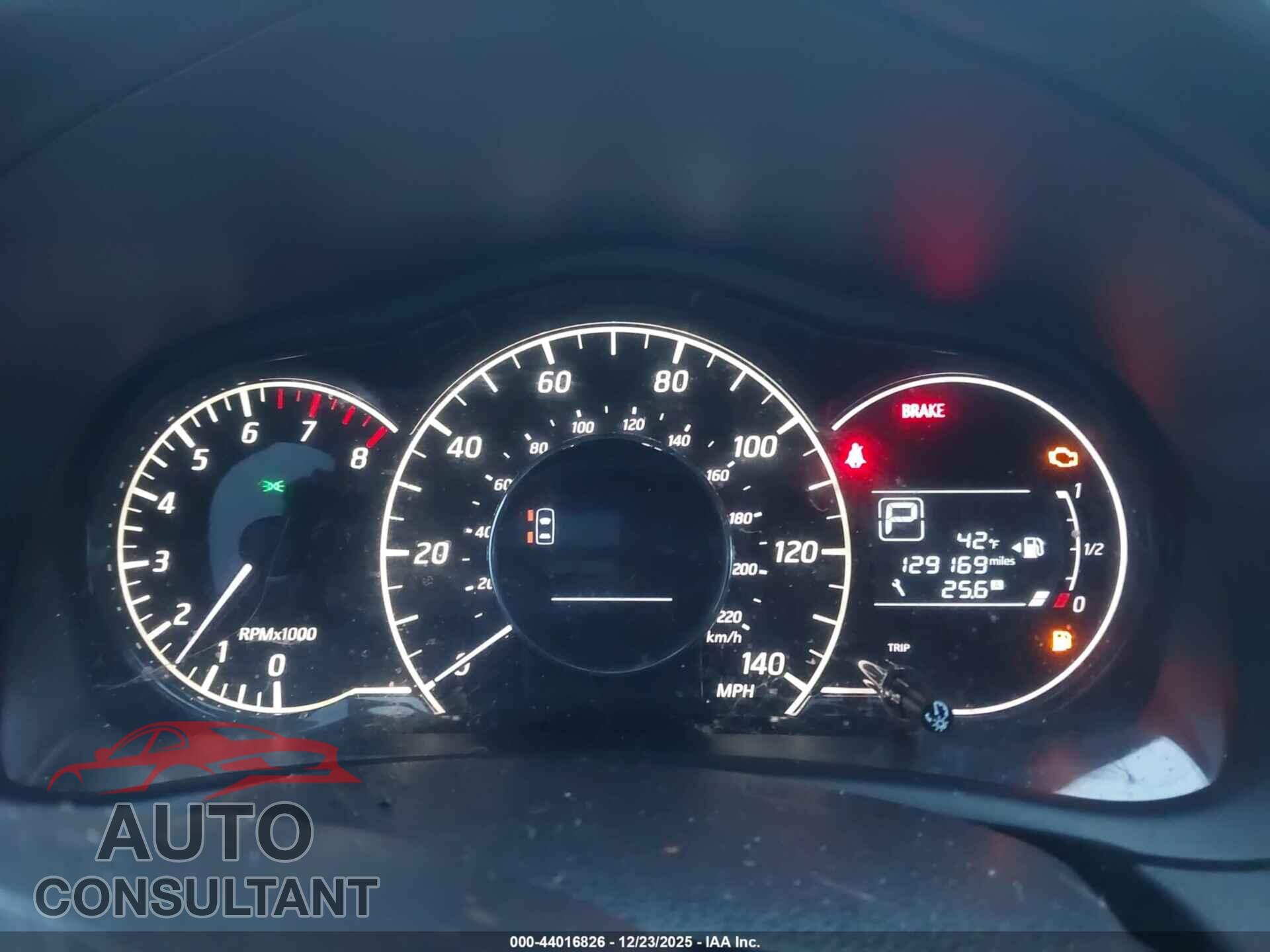 NISSAN VERSA NOTE 2015 - 3N1CE2CP8FL404147