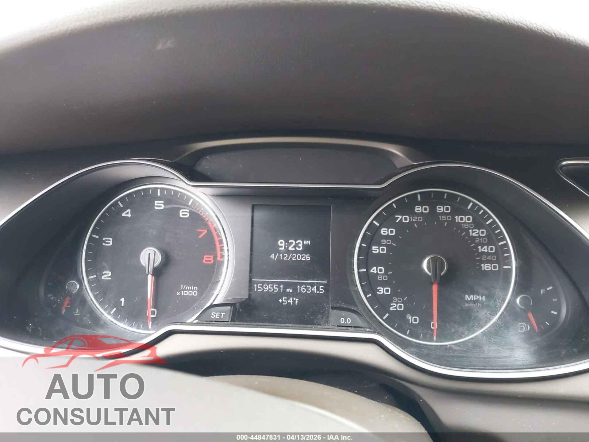 AUDI A4 2013 - WAUBFAFL7DN008388