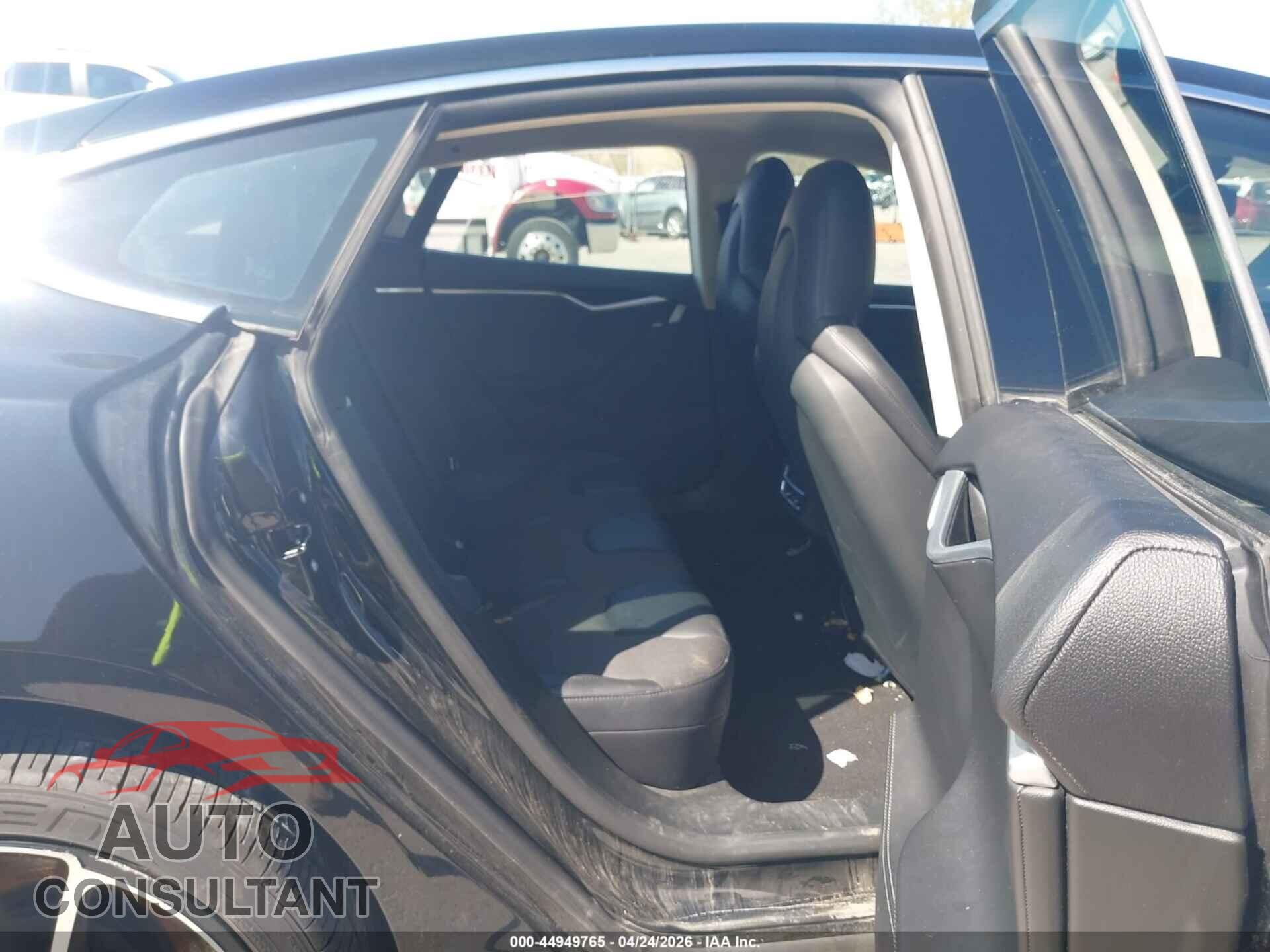 TESLA MODEL S 2015 - 5YJSA1S26FF094616