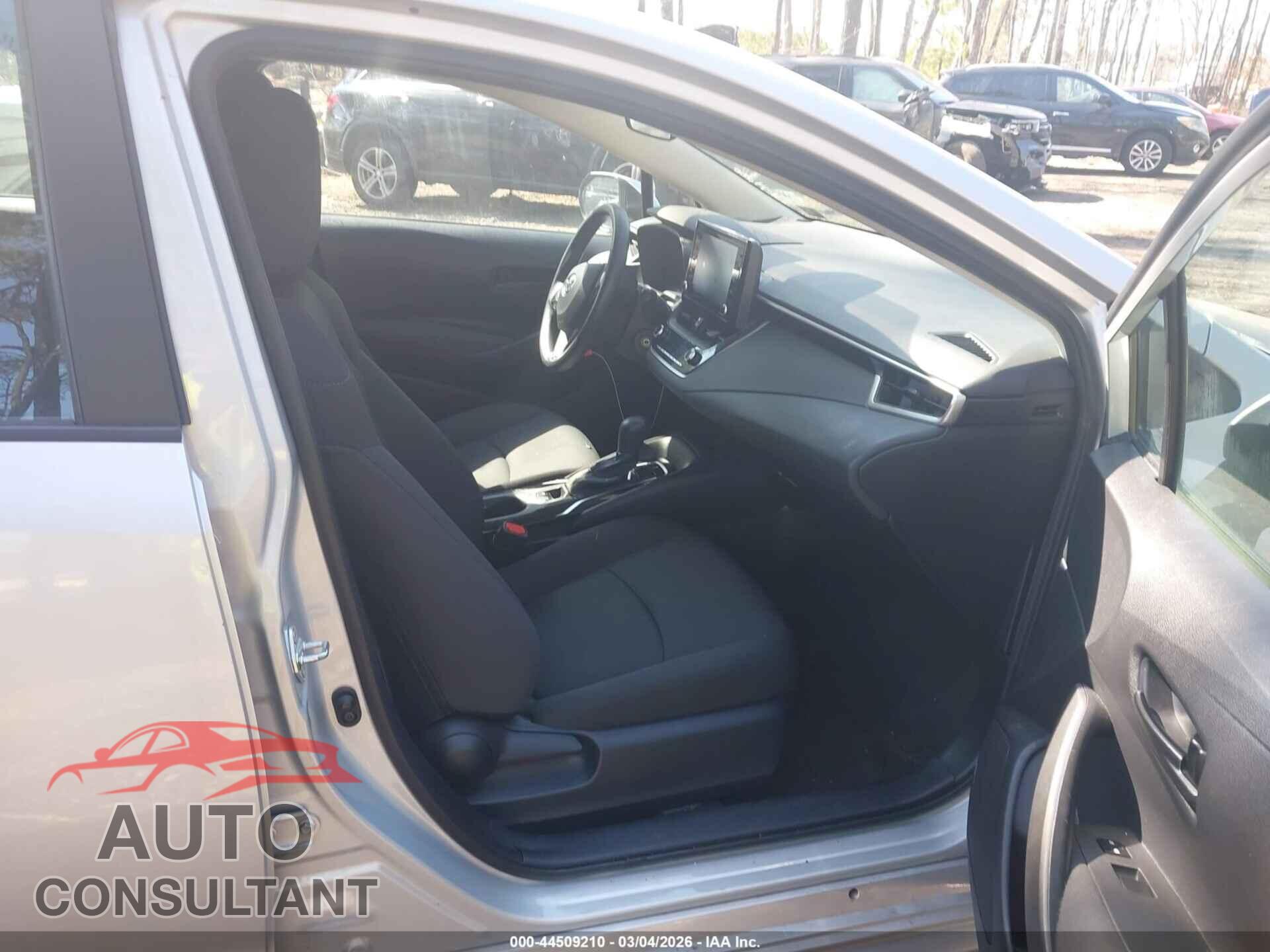 TOYOTA COROLLA 2022 - 5YFEPMAE0NP347327