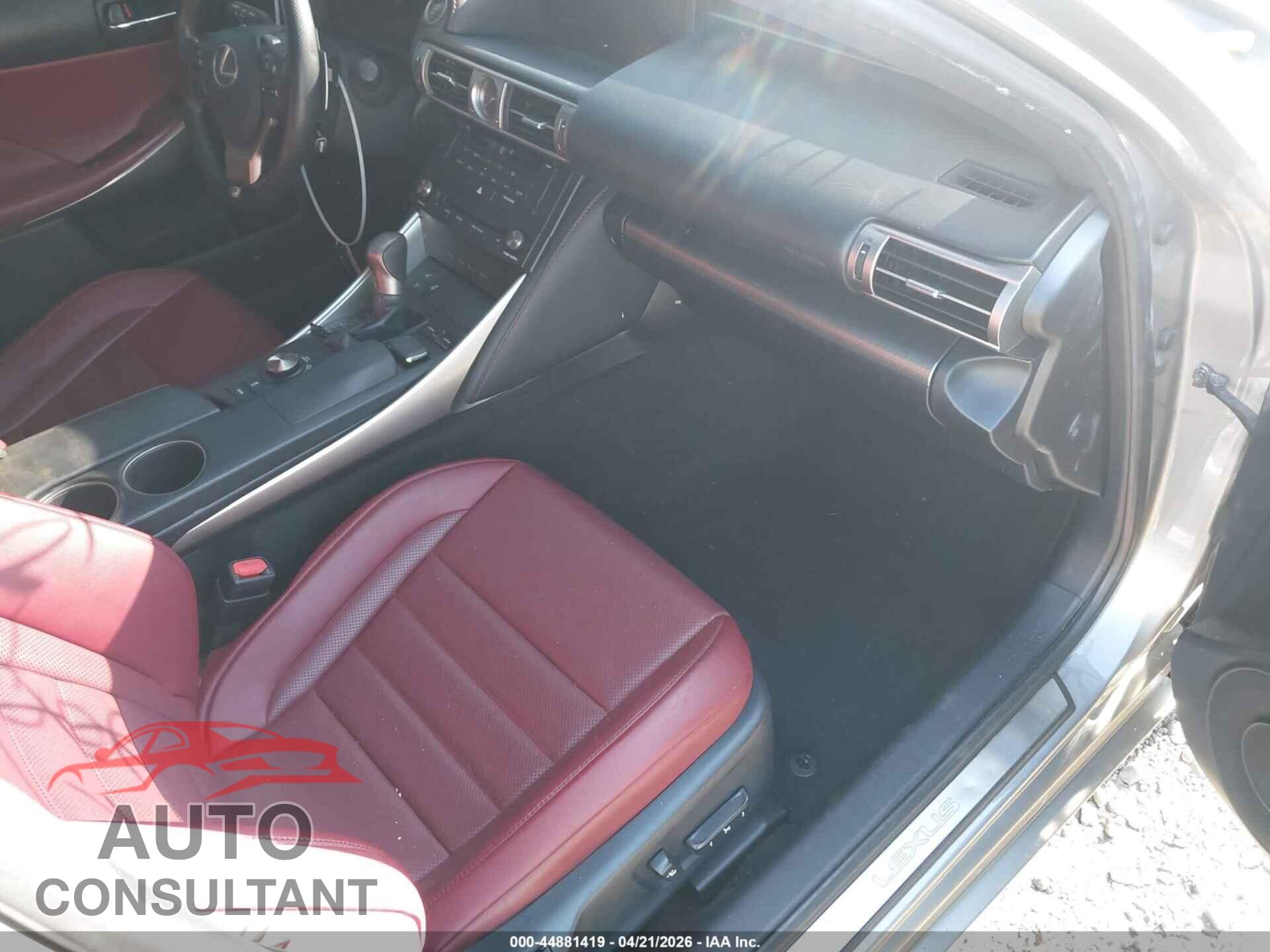 LEXUS IS 250 2015 - JTHCF1D22F5028048