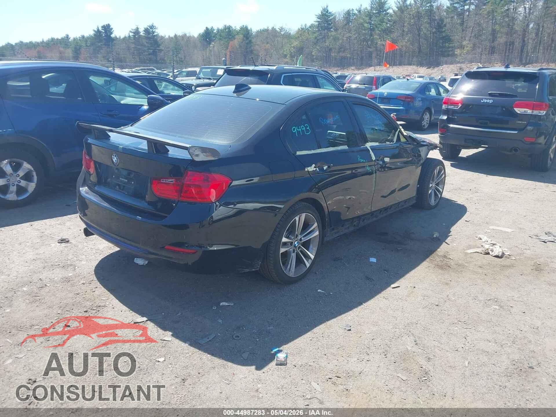 BMW 320I 2015 - WBA3C3G53FNT52697