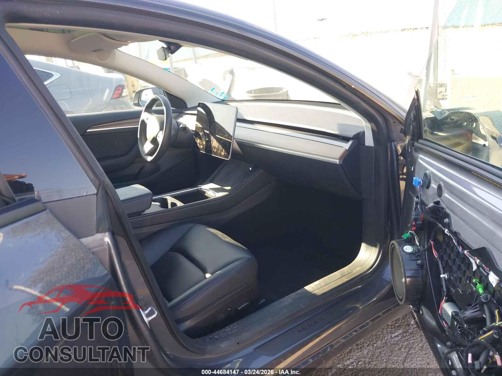 TESLA MODEL 3 2023 - 5YJ3E1EA4PF464457