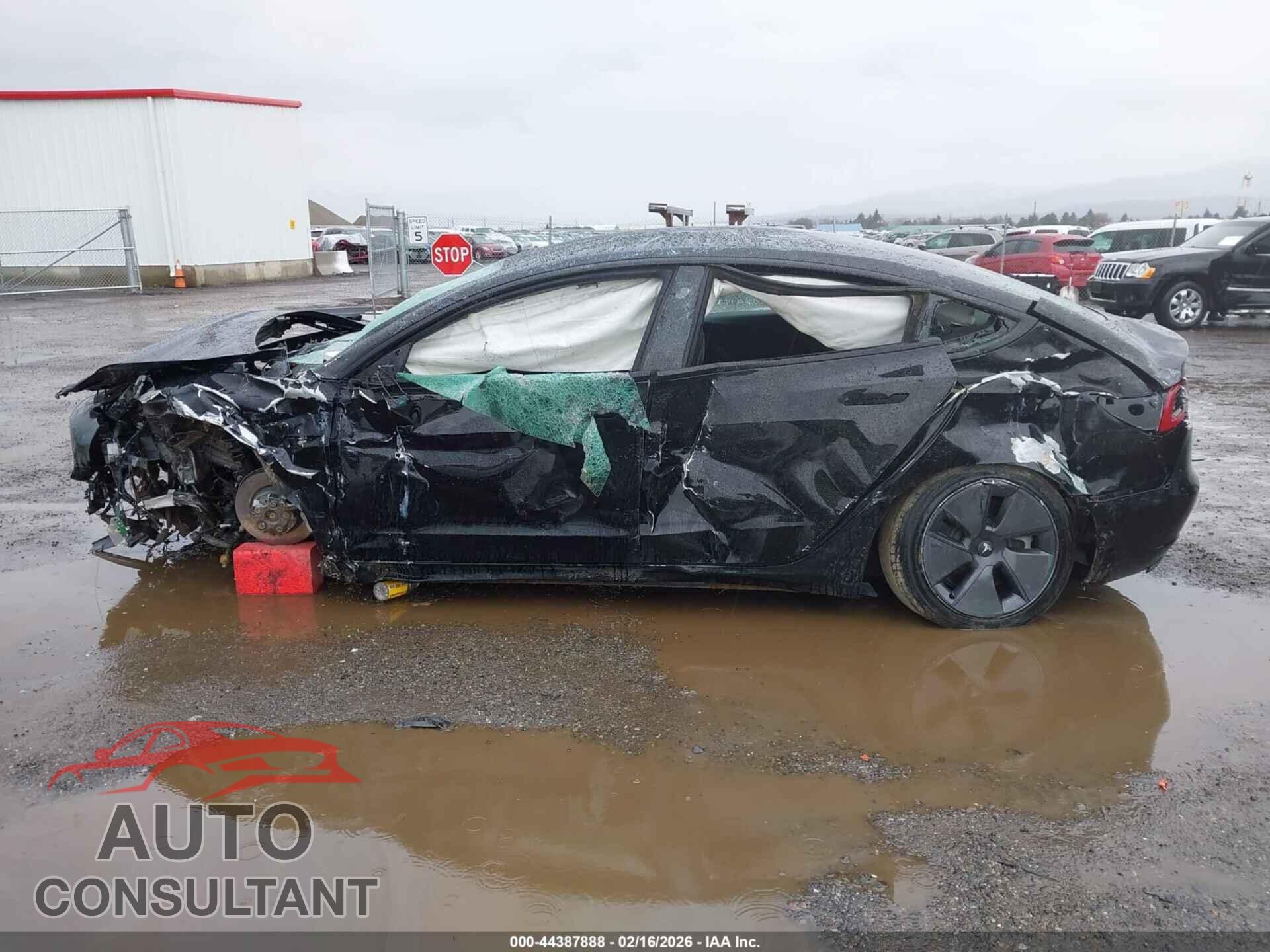 TESLA MODEL 3 2022 - 5YJ3E1EB1NF118792