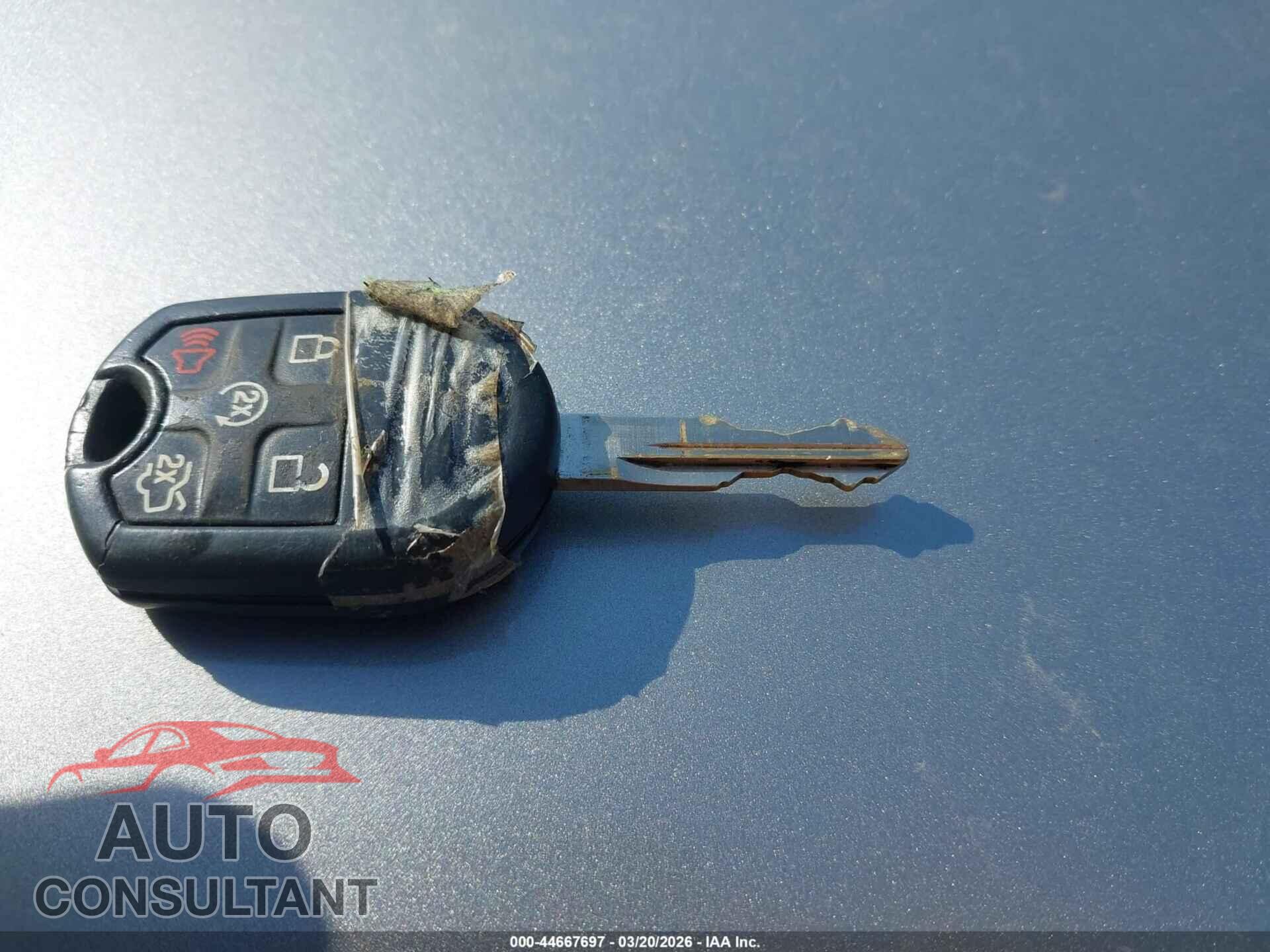 FORD TAURUS 2013 - 1FAHP2F80DG193020