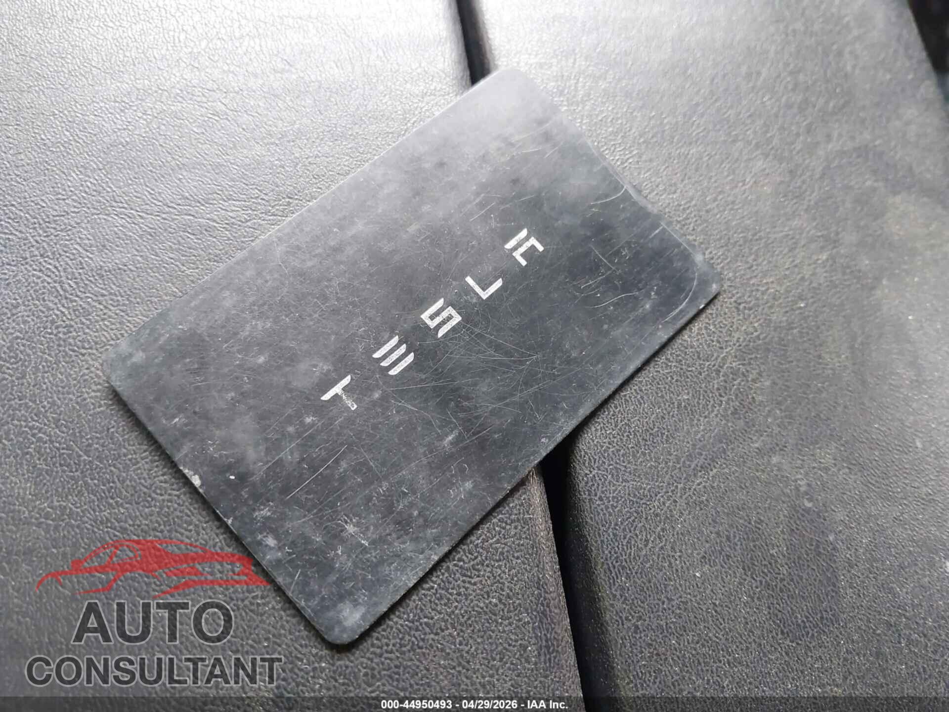 TESLA MODEL X 2018 - 5YJXCBE21JF137561