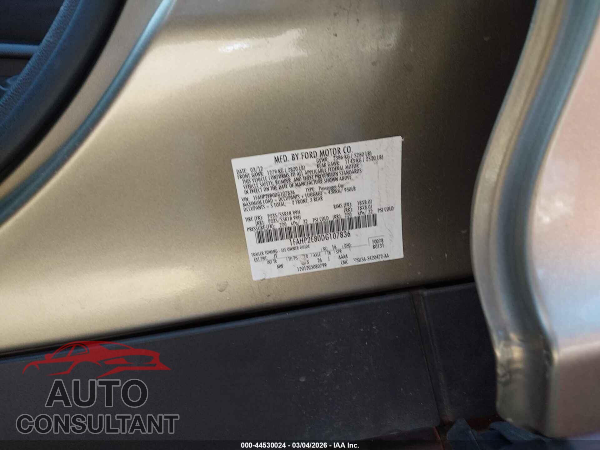 FORD TAURUS 2013 - 1FAHP2E80DG107836