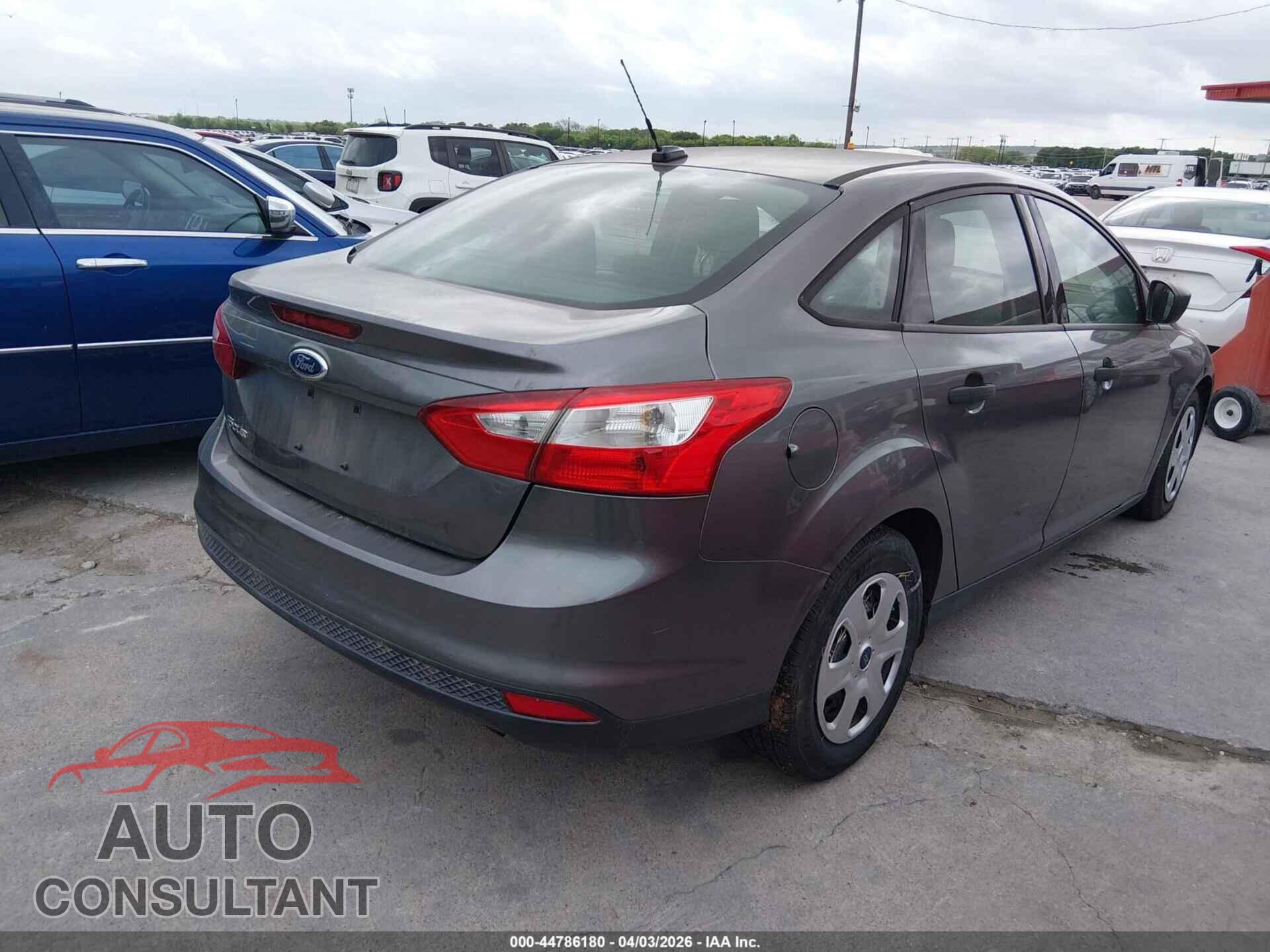 FORD FOCUS 2012 - 1FAHP3E2XCL174192