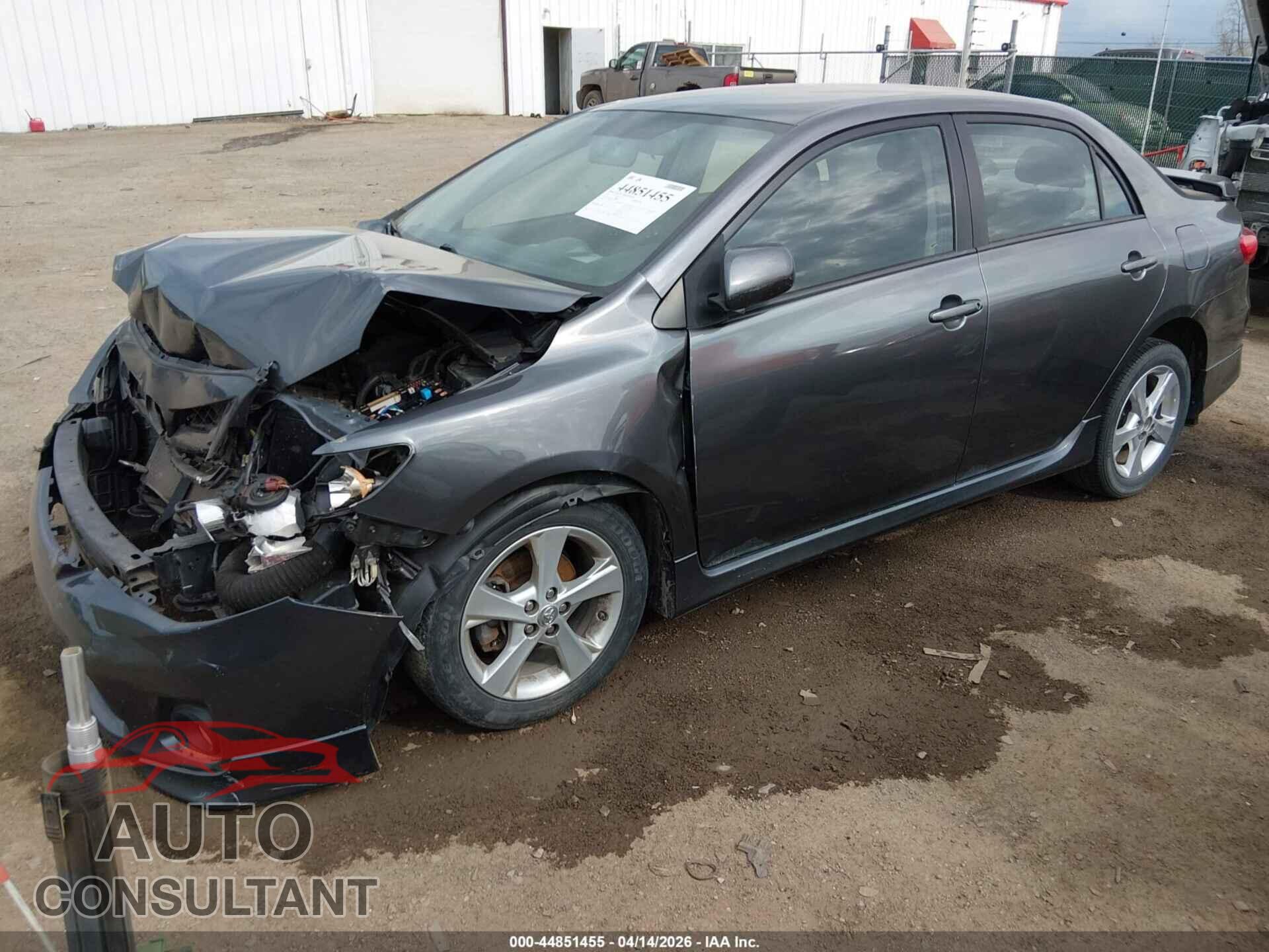 TOYOTA COROLLA 2013 - 2T1BU4EE3DC944475