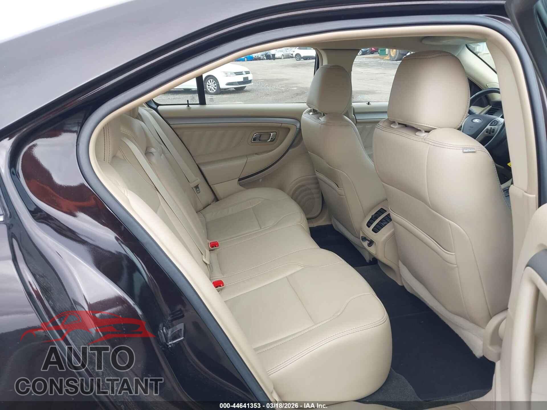 FORD TAURUS 2013 - 1FAHP2E81DG194632