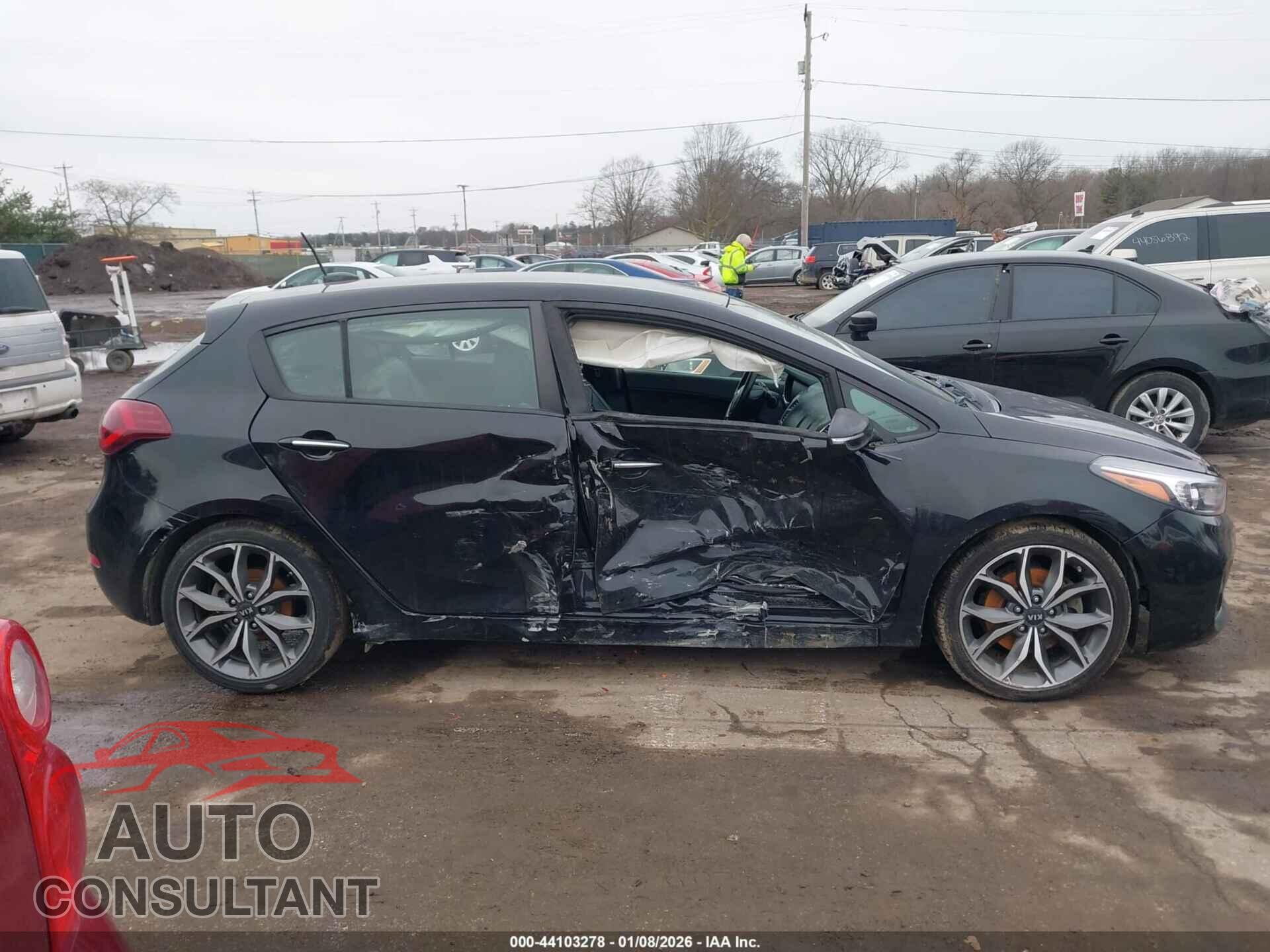 KIA FORTE 2017 - 3KPFN5A35HE140601