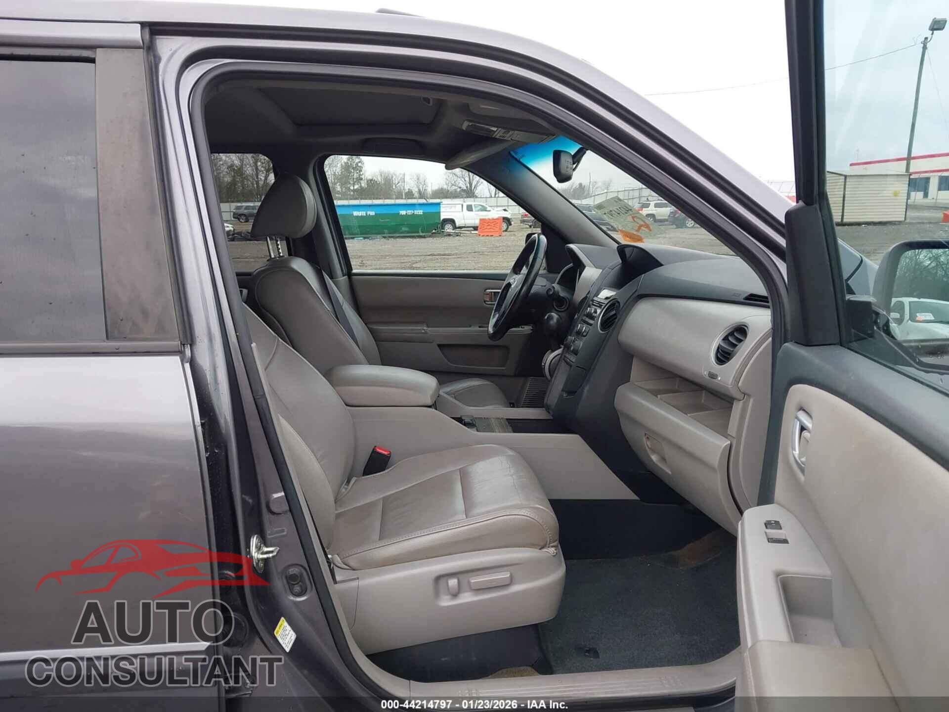 HONDA PILOT 2014 - 5FNYF3H5XEB006982