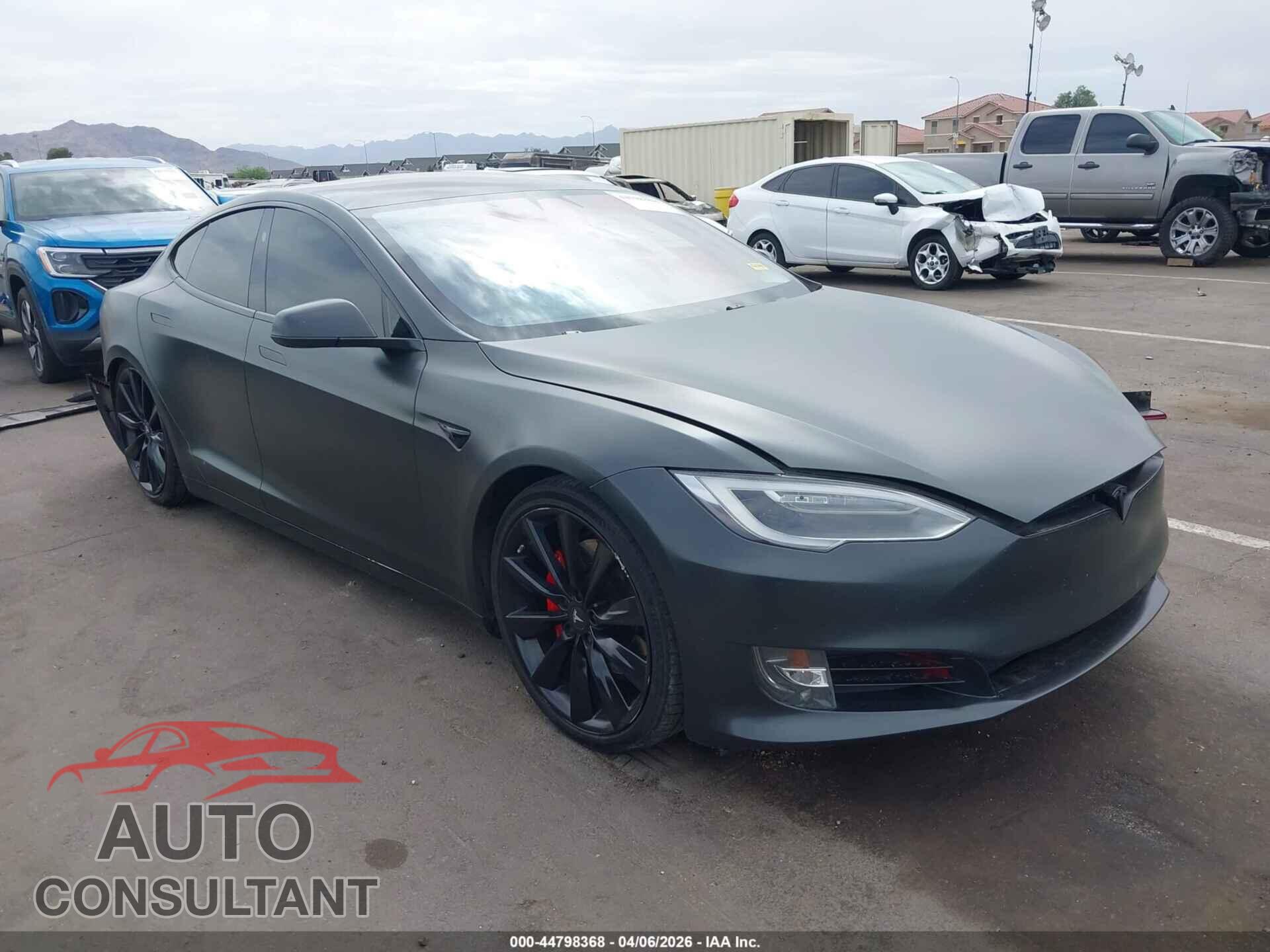 TESLA MODEL S 2017 - 5YJSA1E28HF192366