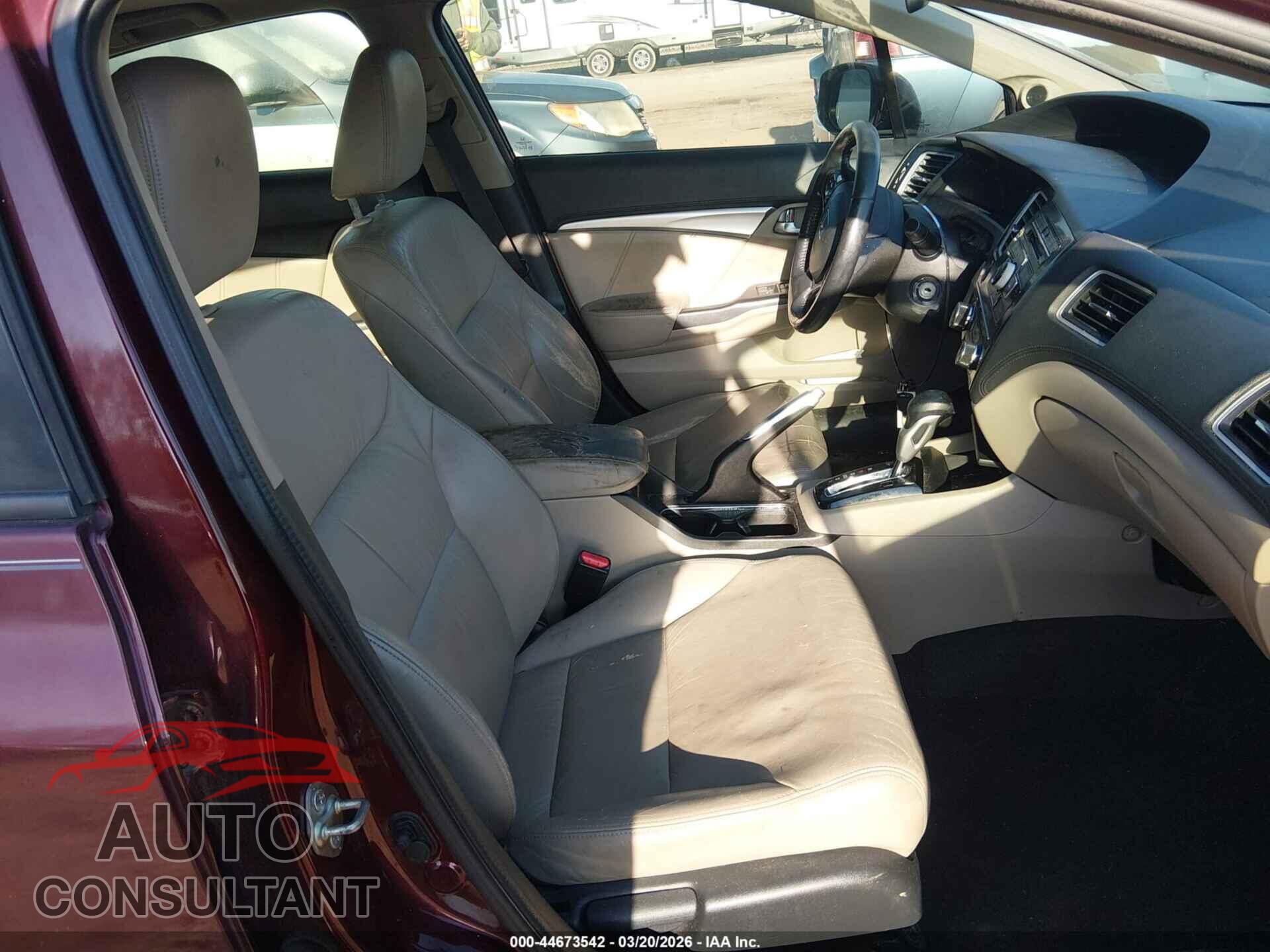 HONDA CIVIC 2013 - 2HGFB2F95DH507601