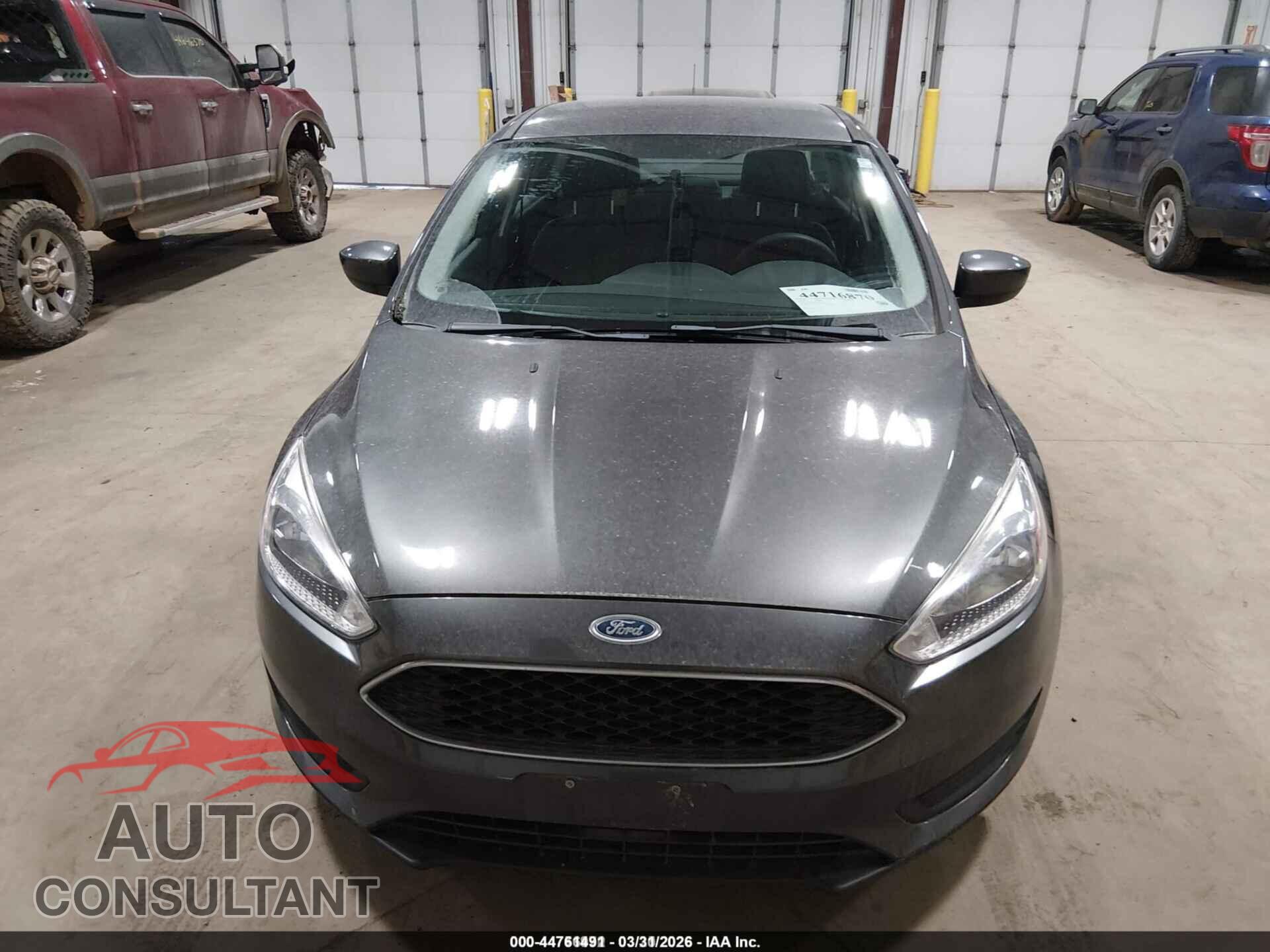 FORD FOCUS 2018 - 1FADP3F23JL328879