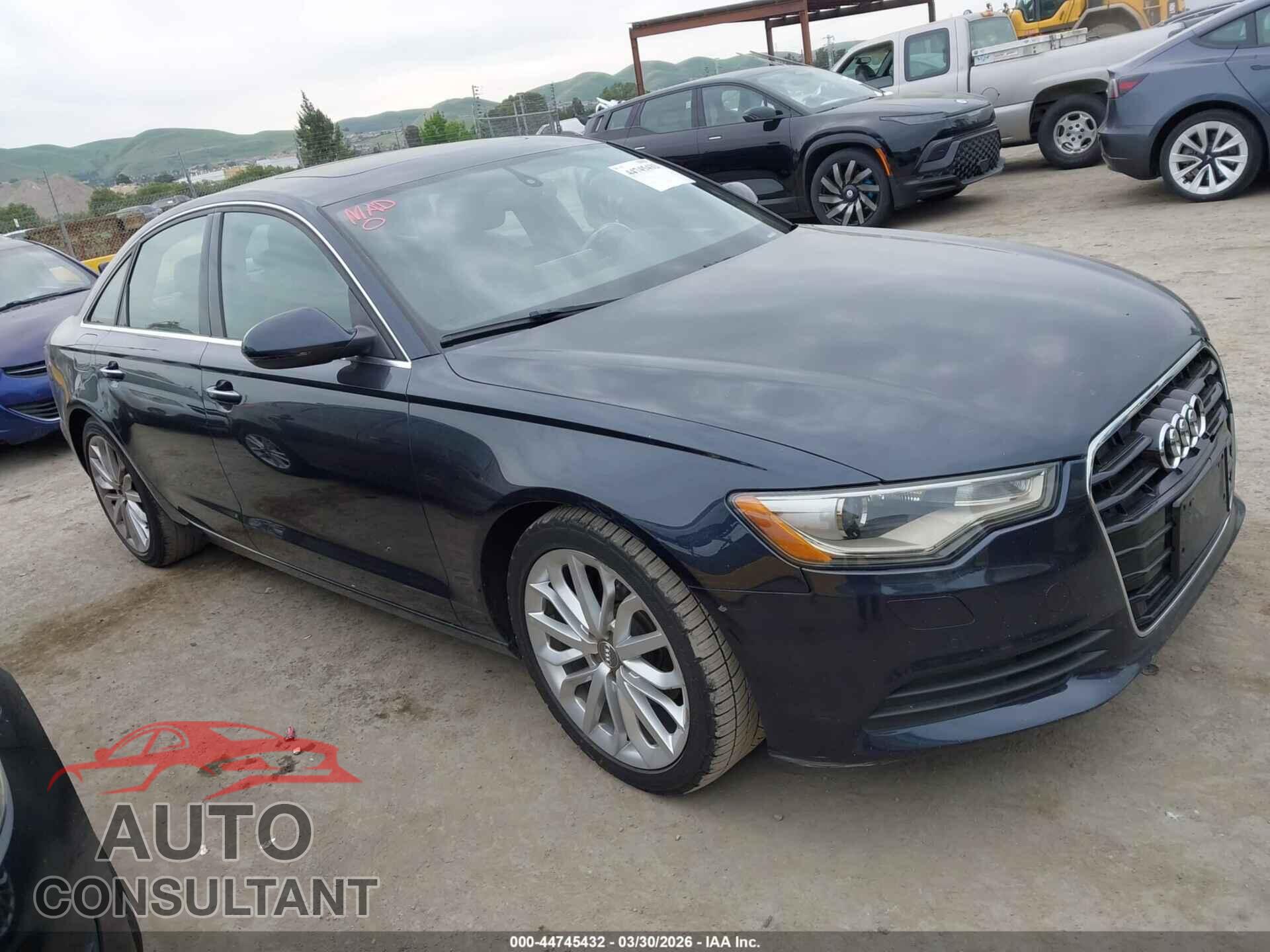 AUDI A6 2013 - WAUDFAFC2DN026273