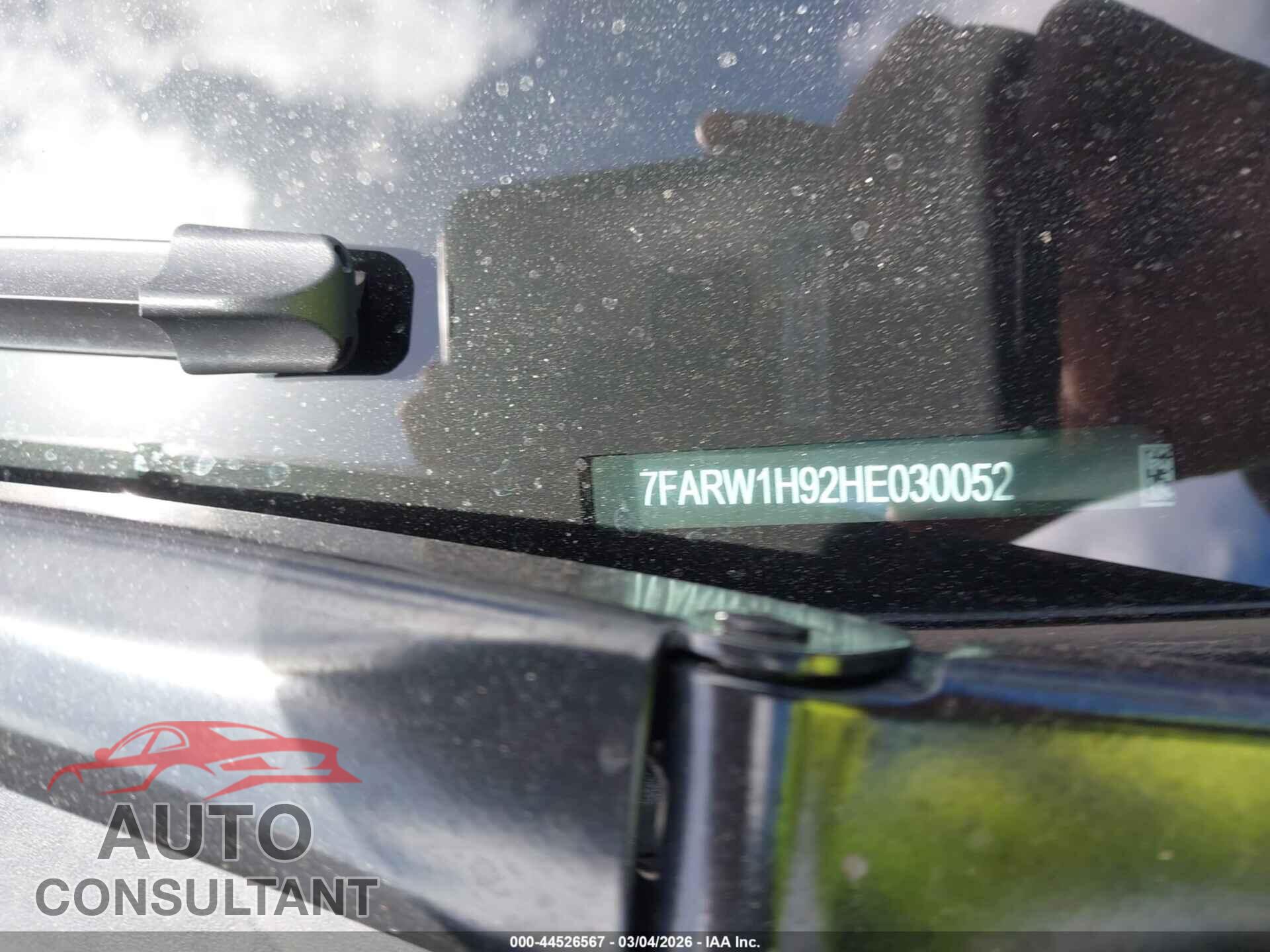 HONDA CR-V 2017 - 7FARW1H92HE030052