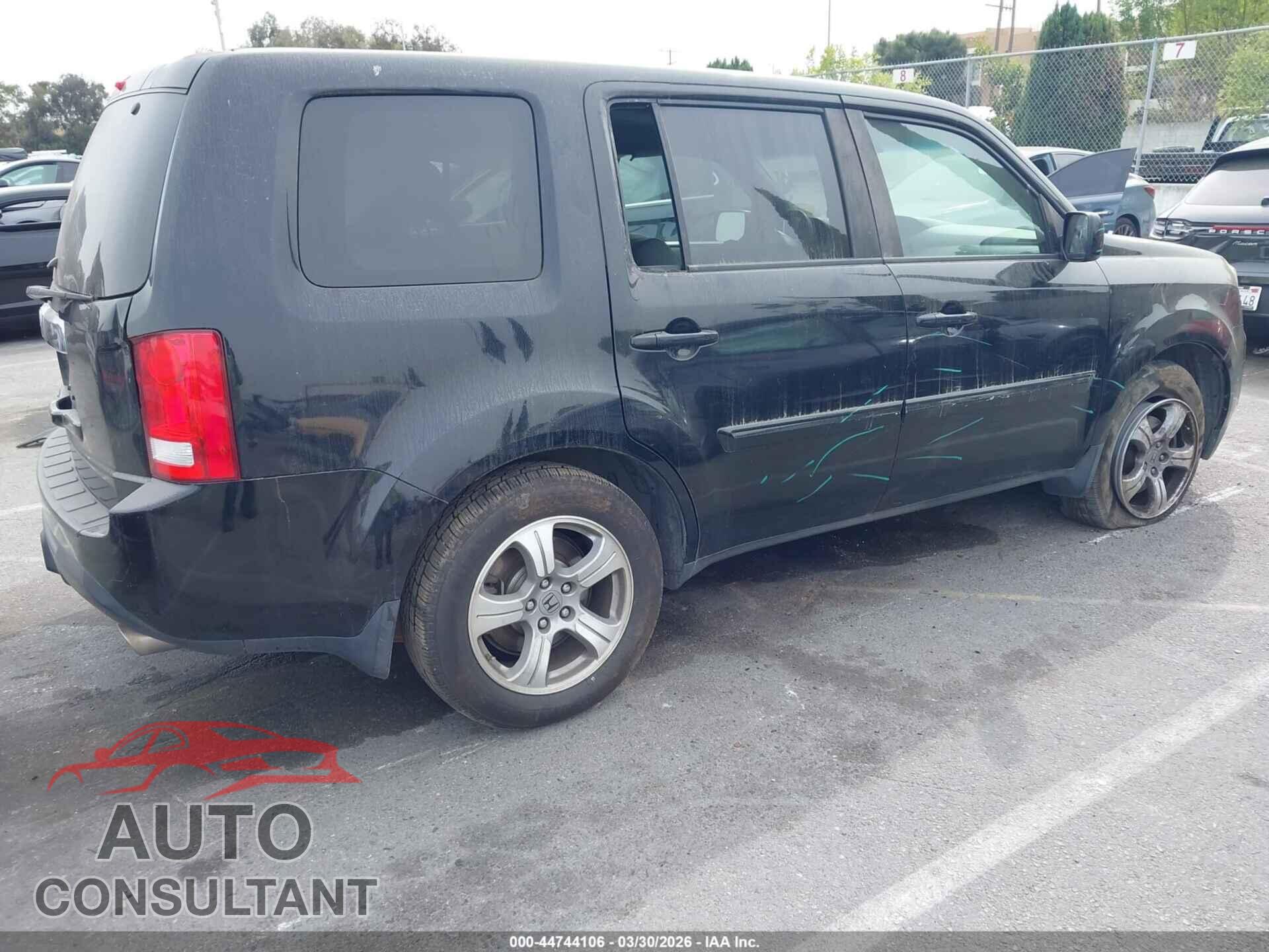 HONDA PILOT 2015 - 5FNYF3H41FB030077