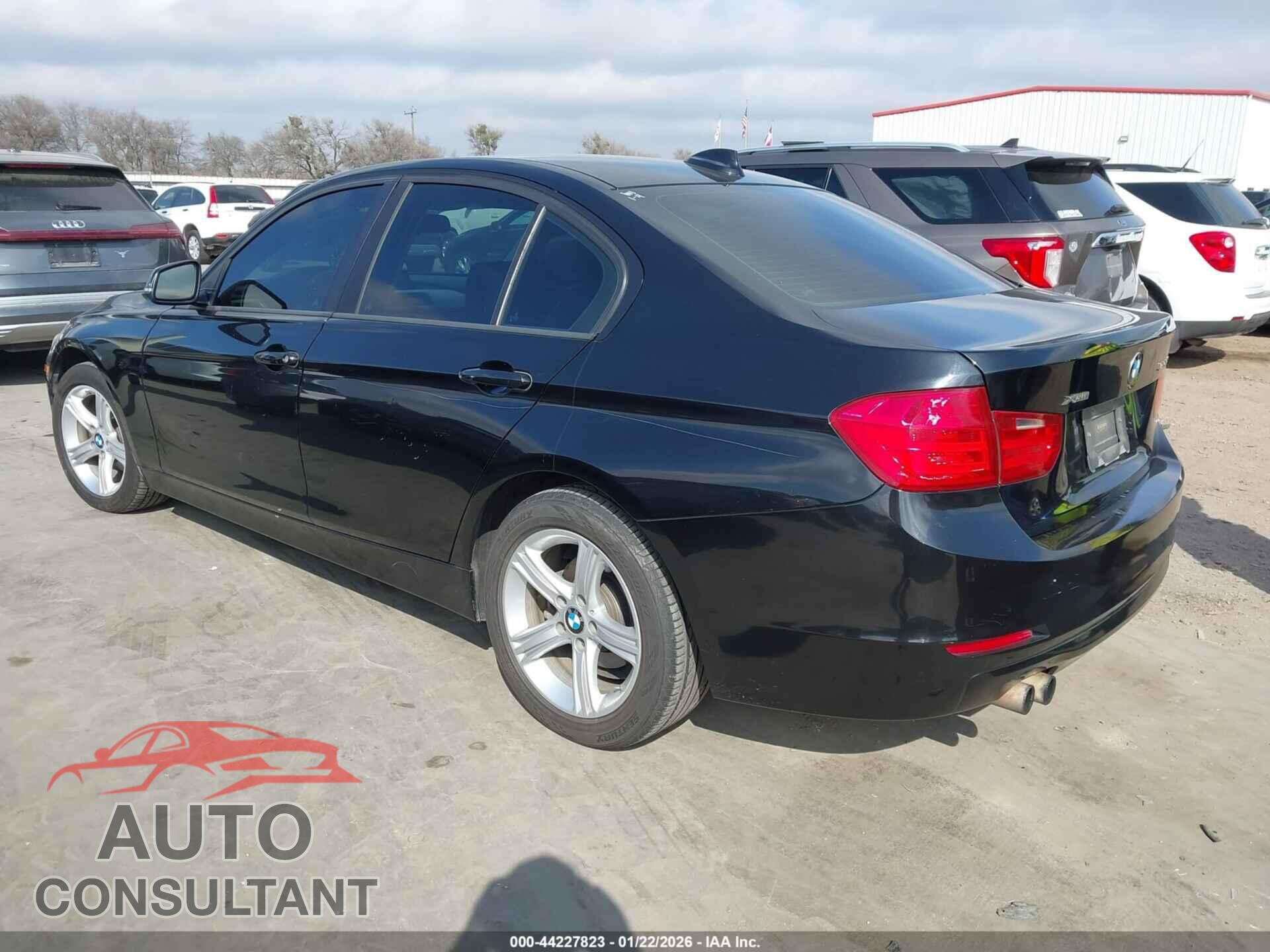 BMW 328I 2013 - WBA3B5C57DF596137