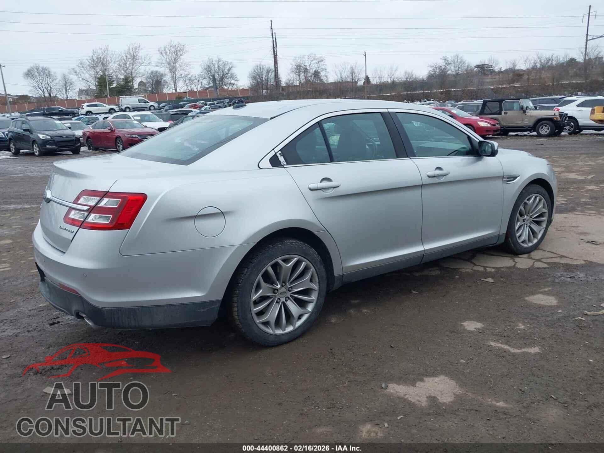 FORD TAURUS 2017 - 1FAHP2F81HG115304
