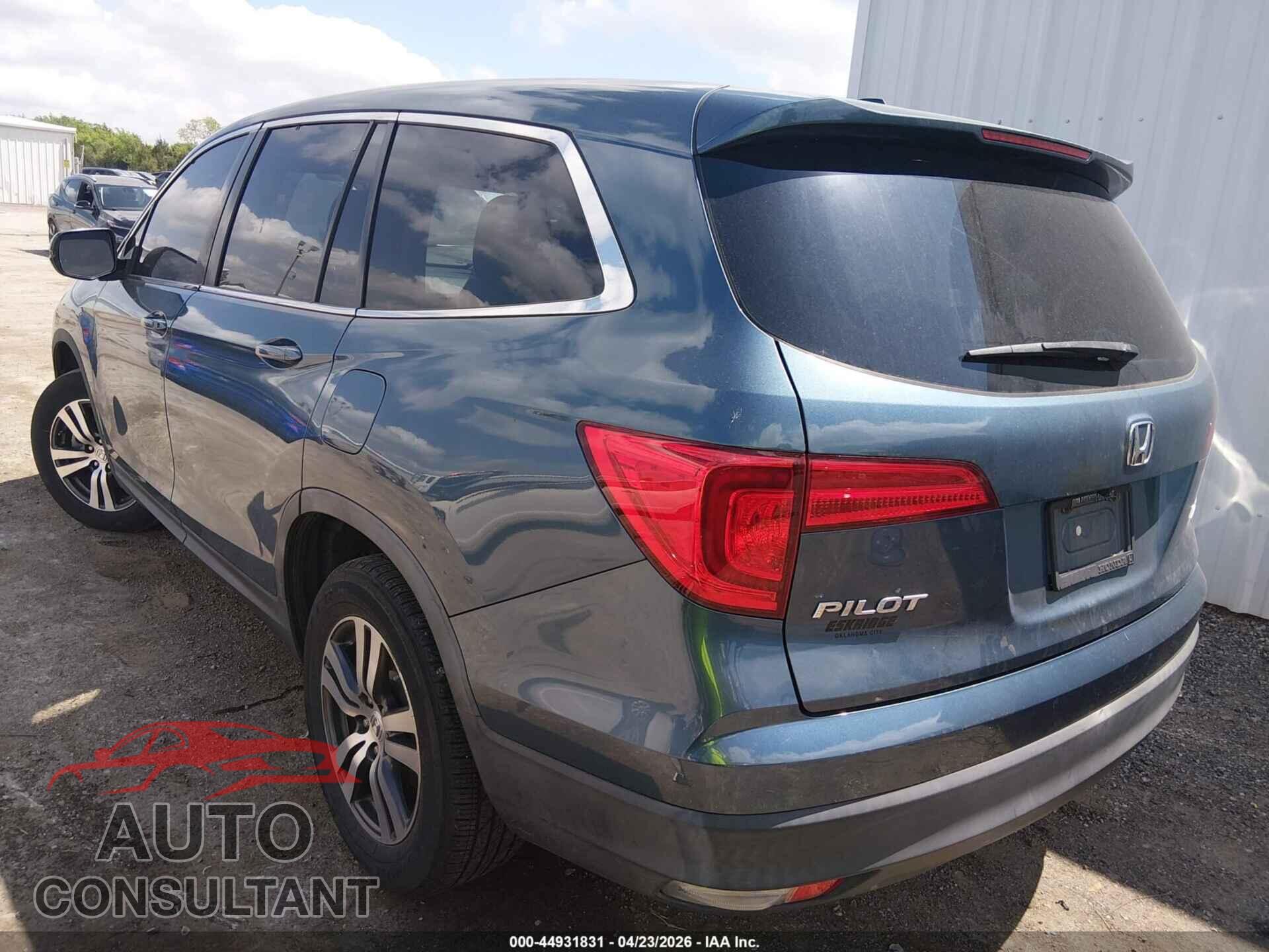 HONDA PILOT 2017 - 5FNYF6H36HB058971