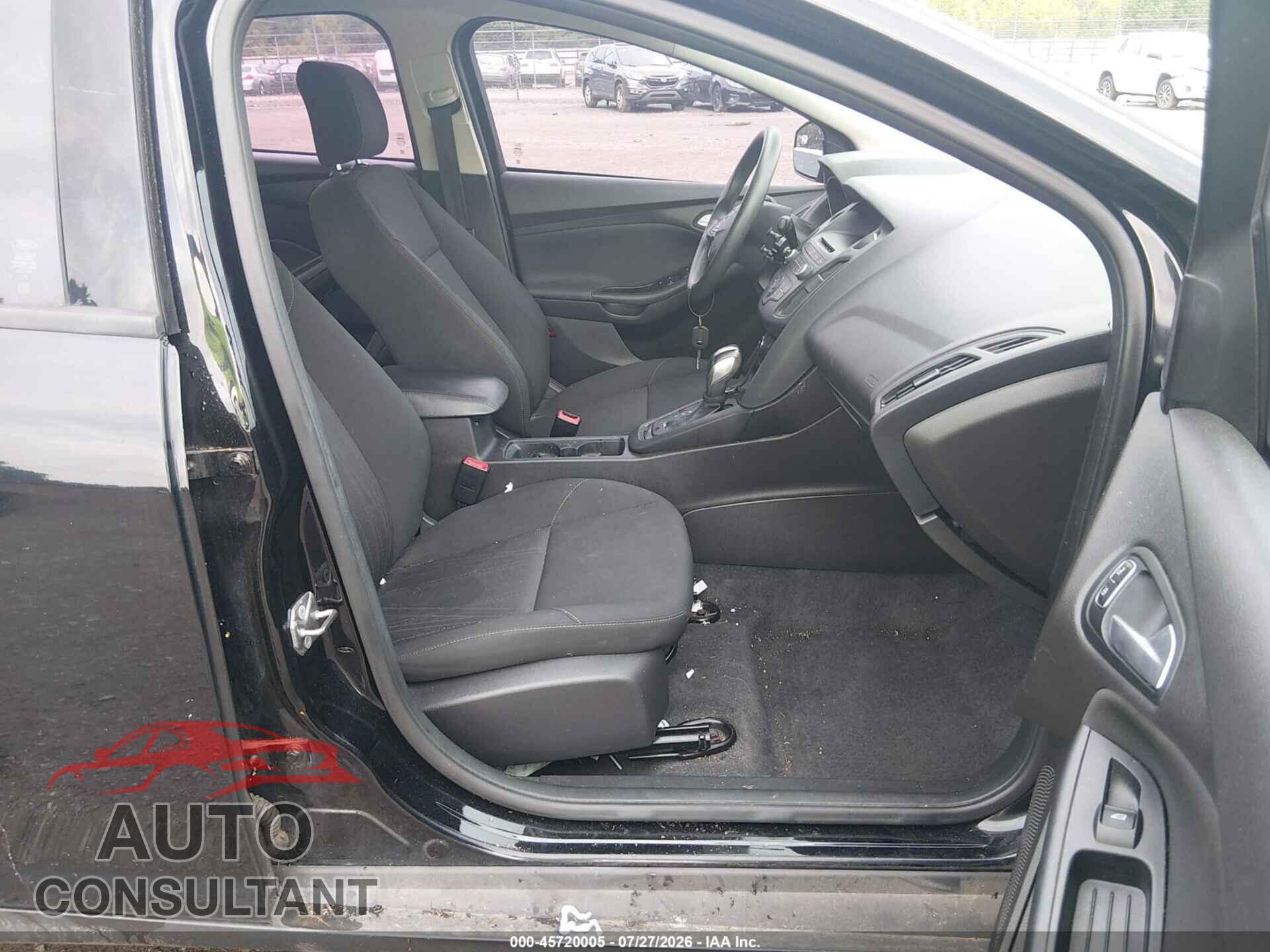 FORD FOCUS 2016 - 1FADP3F28GL224848