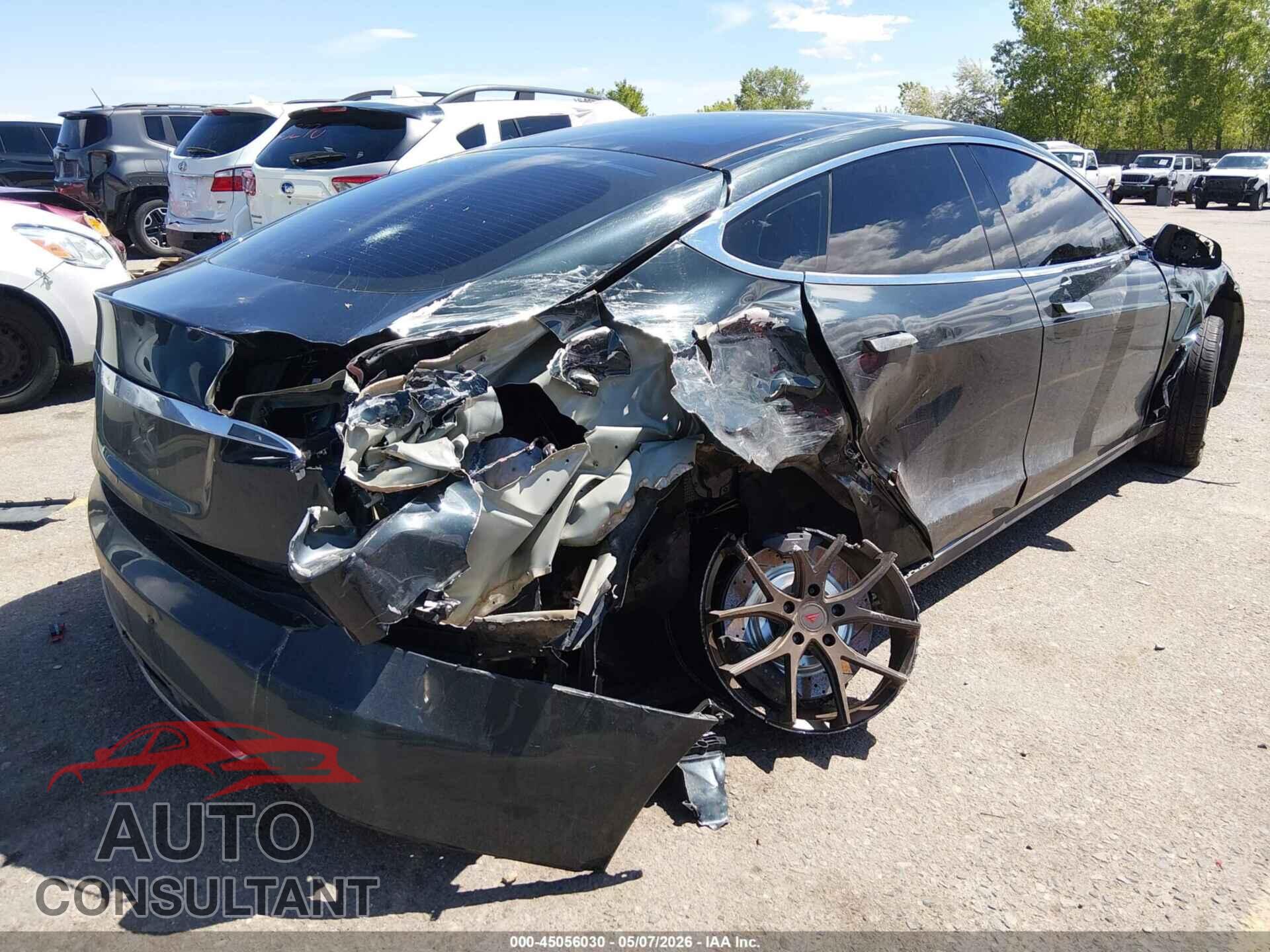 TESLA MODEL S 2013 - 5YJSA1CN7DFP06019