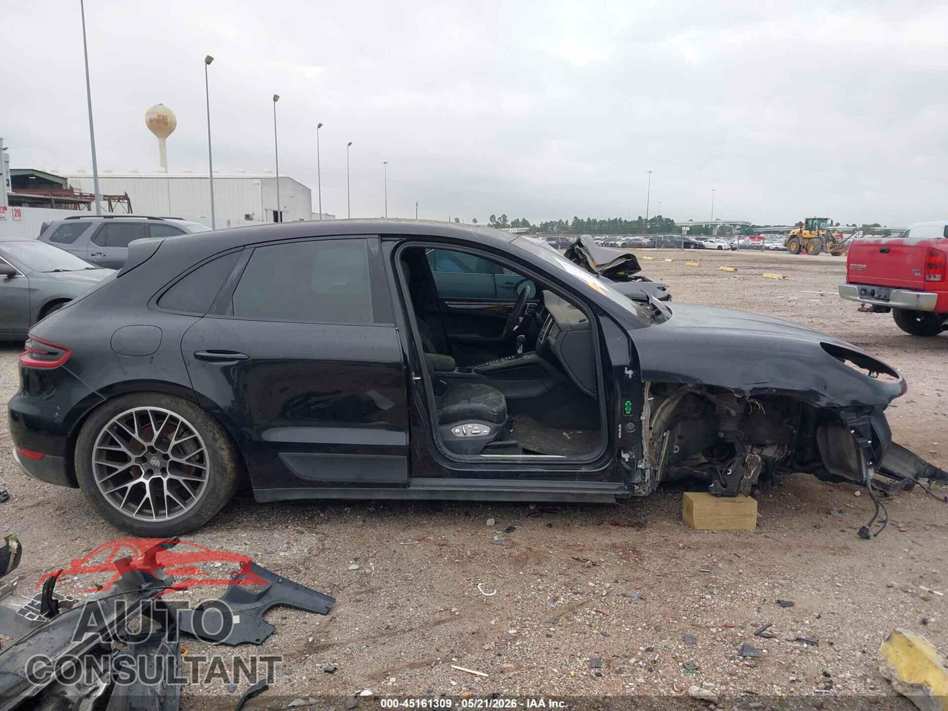 PORSCHE MACAN 2015 - WP1AB2A53FLB64451