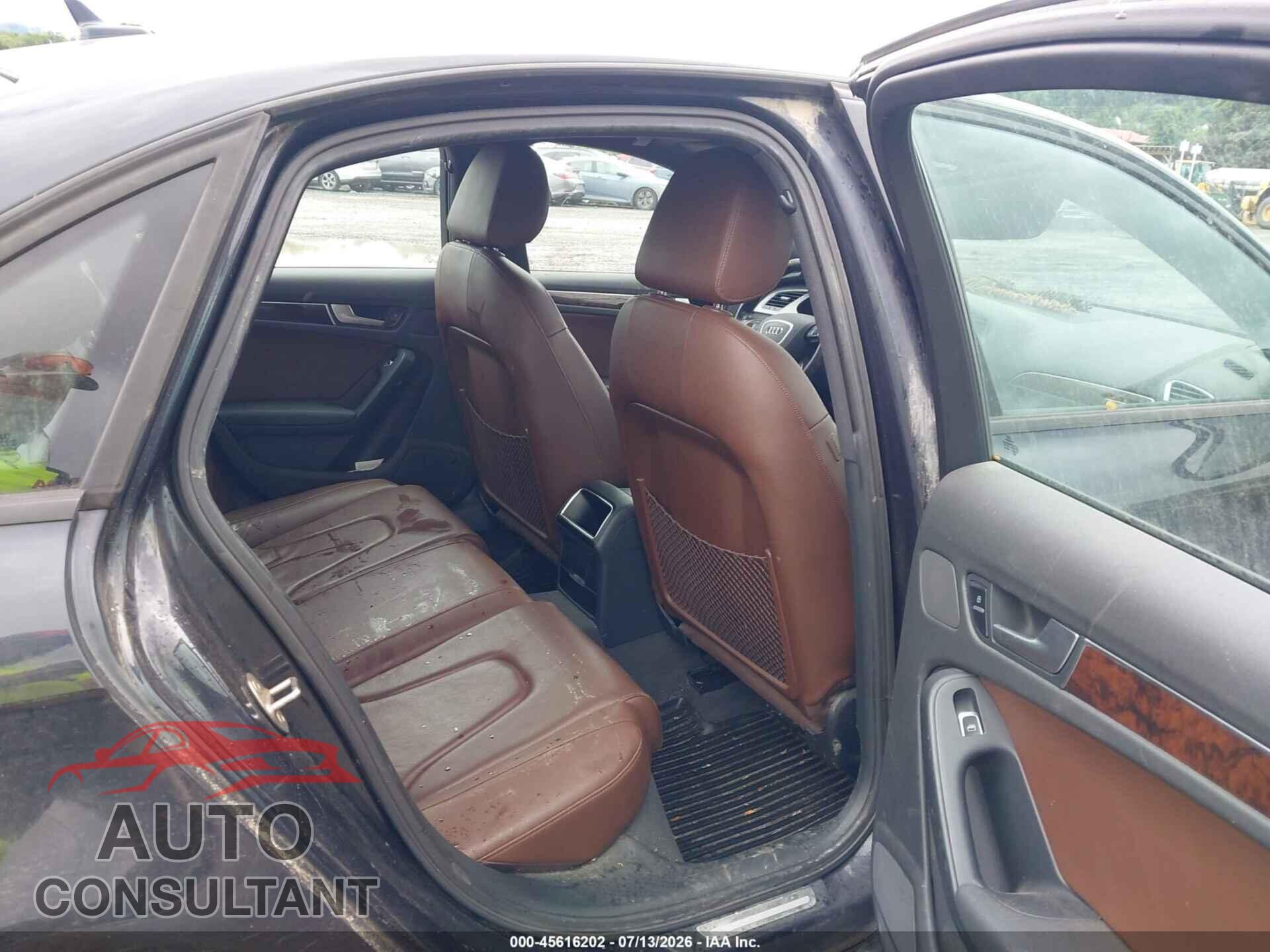 AUDI A4 2014 - WAUBFAFL4EN004686
