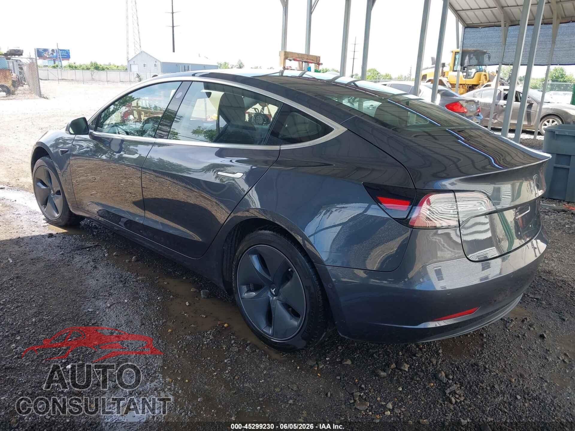 TESLA MODEL 3 2018 - 5YJ3E1EA8JF077479