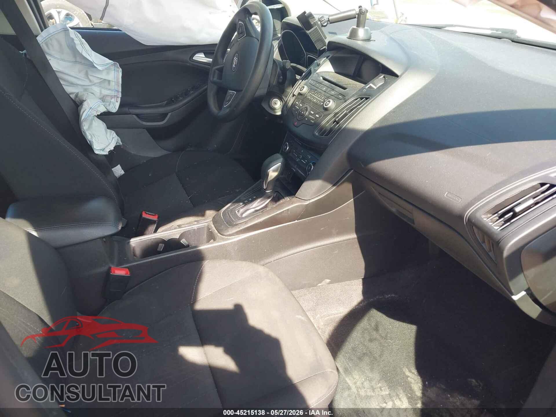 FORD FOCUS 2017 - 1FADP3F26HL335836