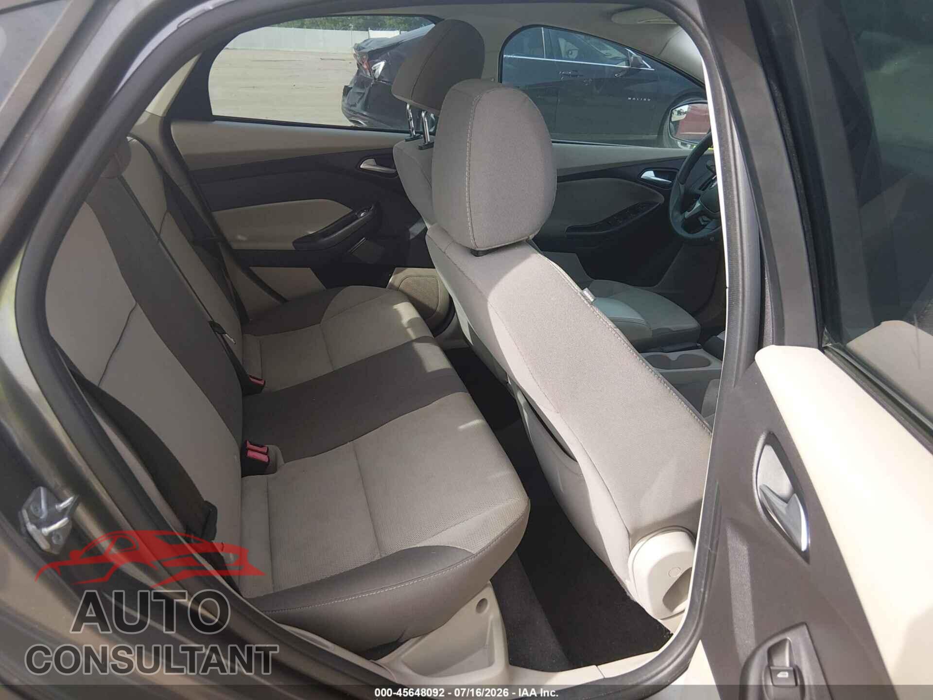 FORD FOCUS 2014 - 1FADP3F26EL293504