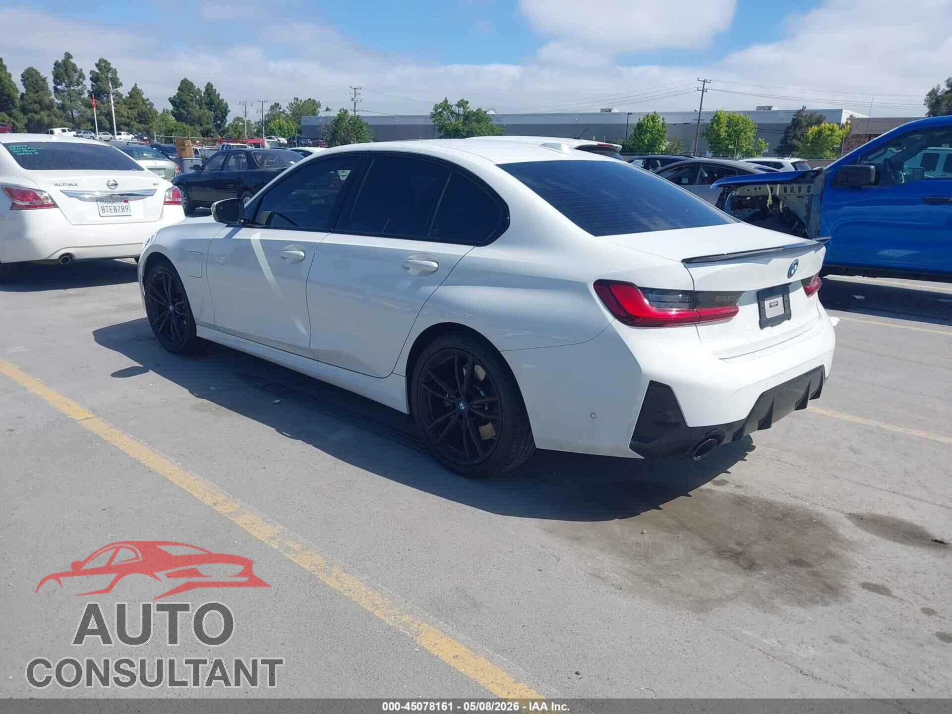 BMW 330E 2023 - 3MW39FF0XP8D20775