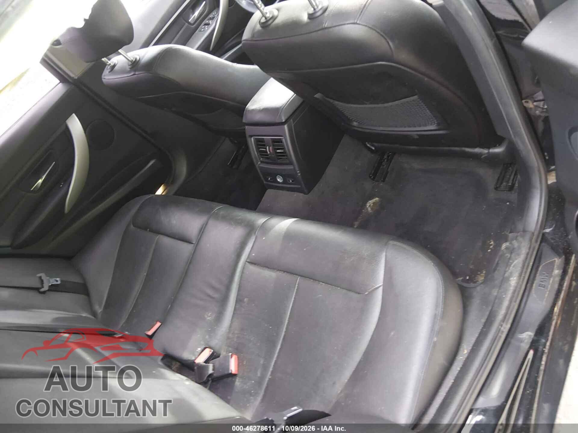 BMW 320I 2016 - WBA8E5G53GNU22194