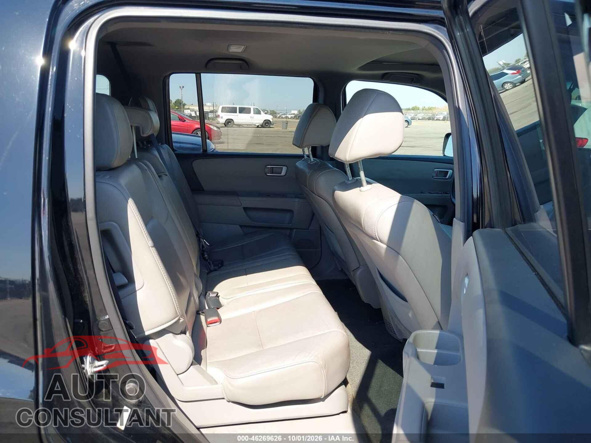 HONDA PILOT 2014 - 5FNYF4H79EB011064