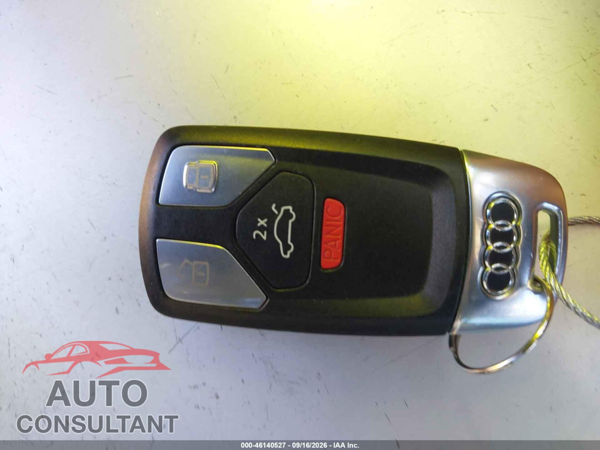 AUDI A4 2019 - WAUENAF45KN013627