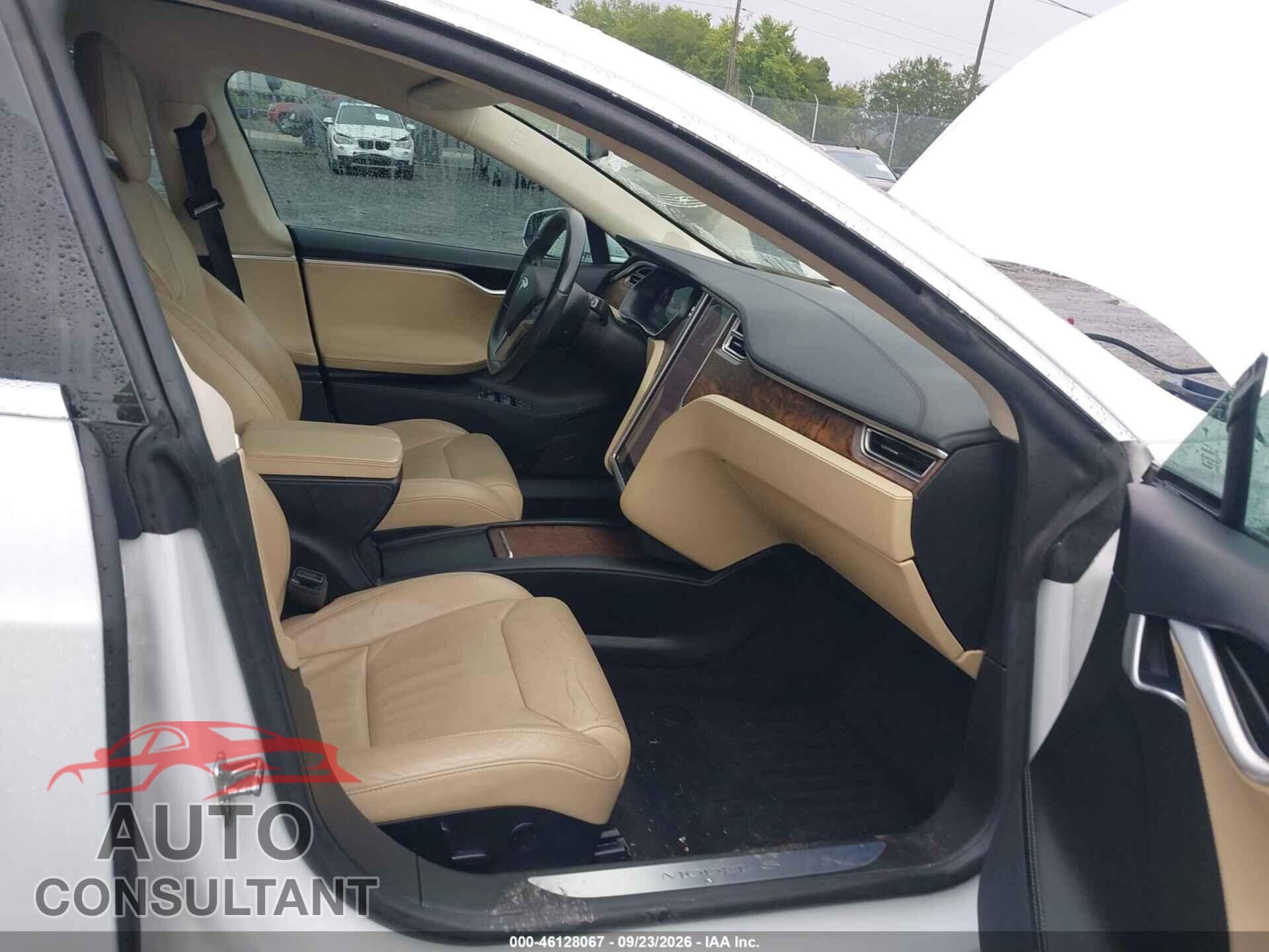 TESLA MODEL S 2017 - 5YJSA1E20HF200475