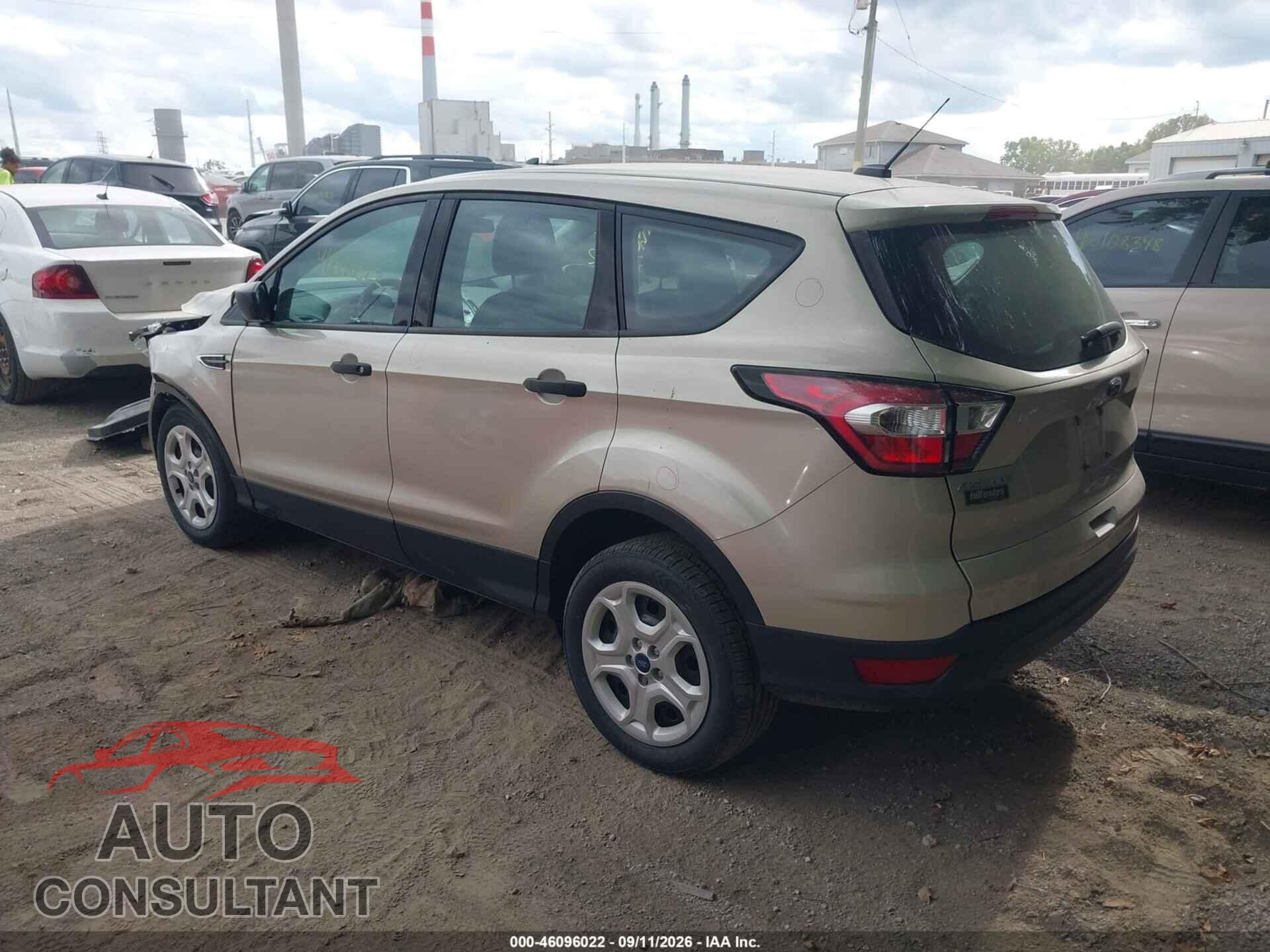 FORD ESCAPE 2017 - 1FMCU0F71HUF04479
