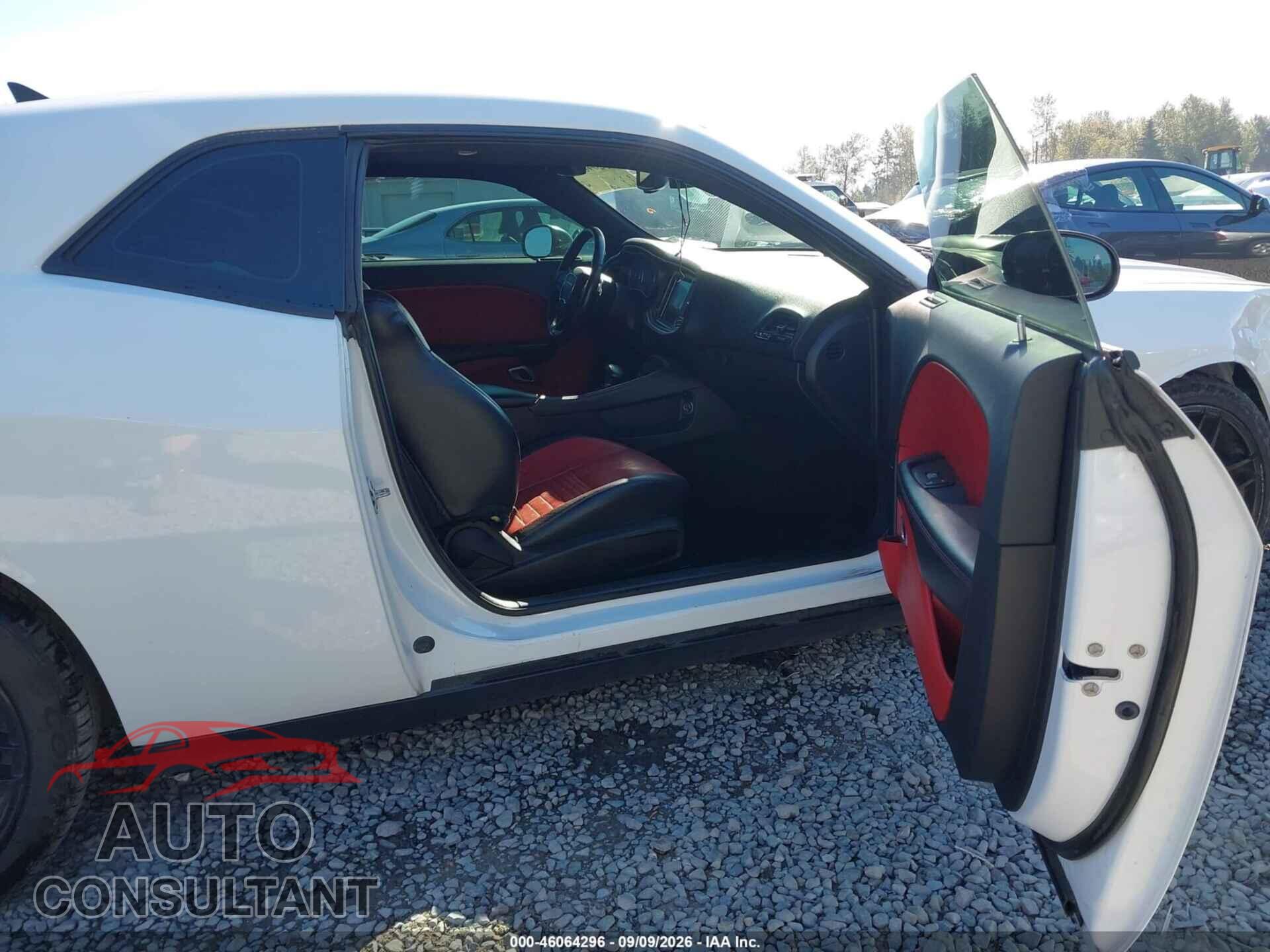 DODGE CHALLENGER 2015 - 2C3CDZBT0FH912181