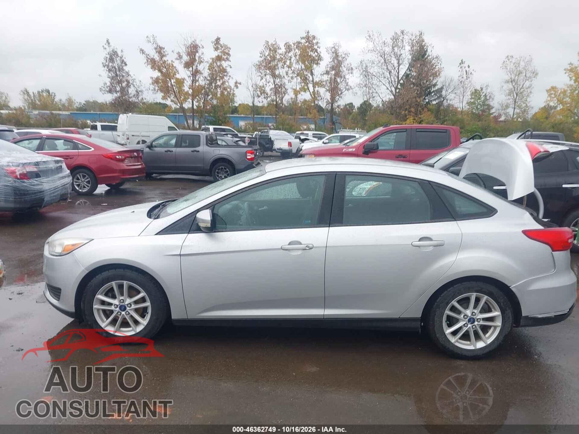 FORD FOCUS 2017 - 1FADP3F23HL340167
