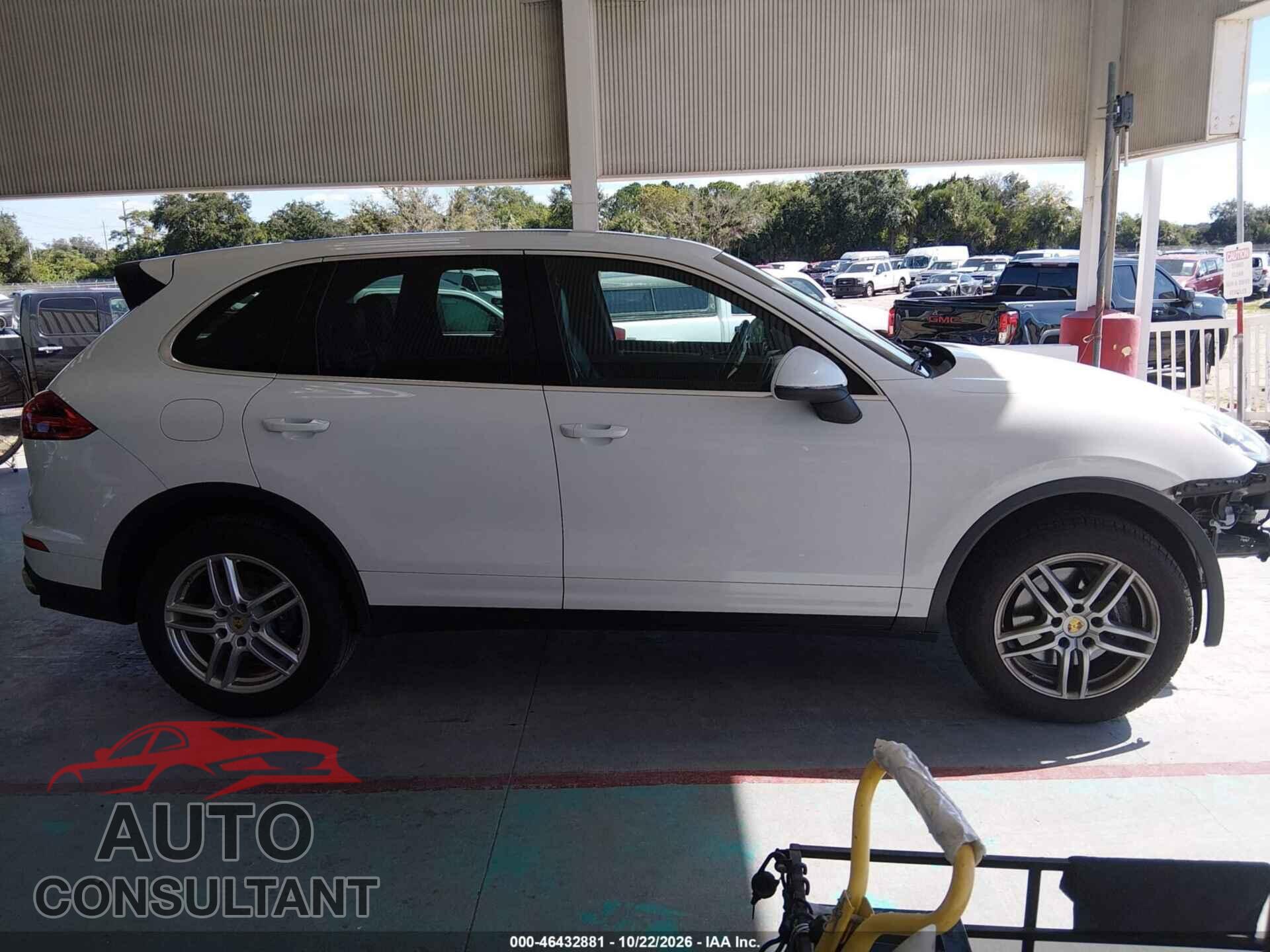 PORSCHE CAYENNE 2018 - WP1AA2A20JKA00940