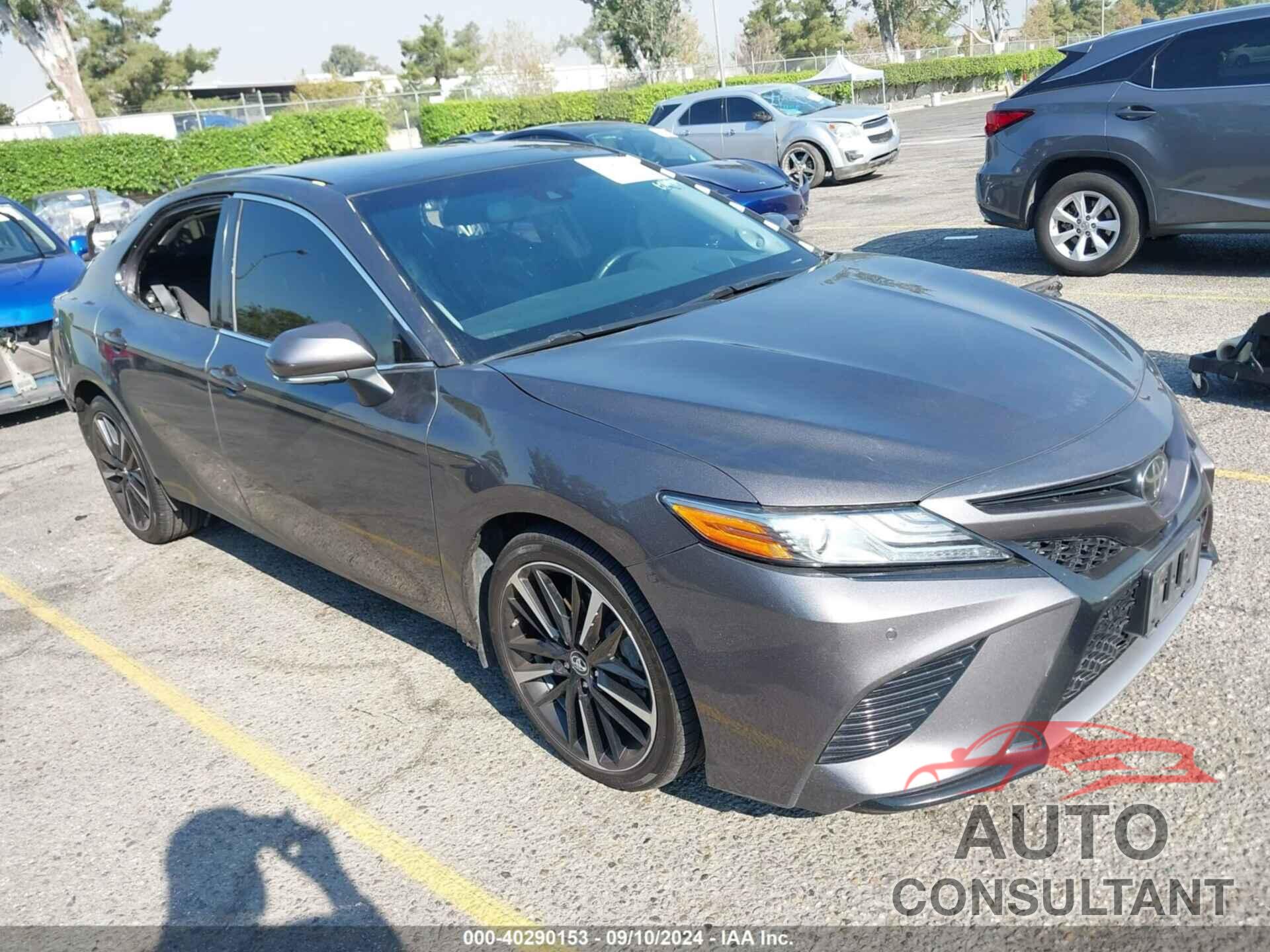 TOYOTA CAMRY 2018 - 4T1BZ1HK2JU019455